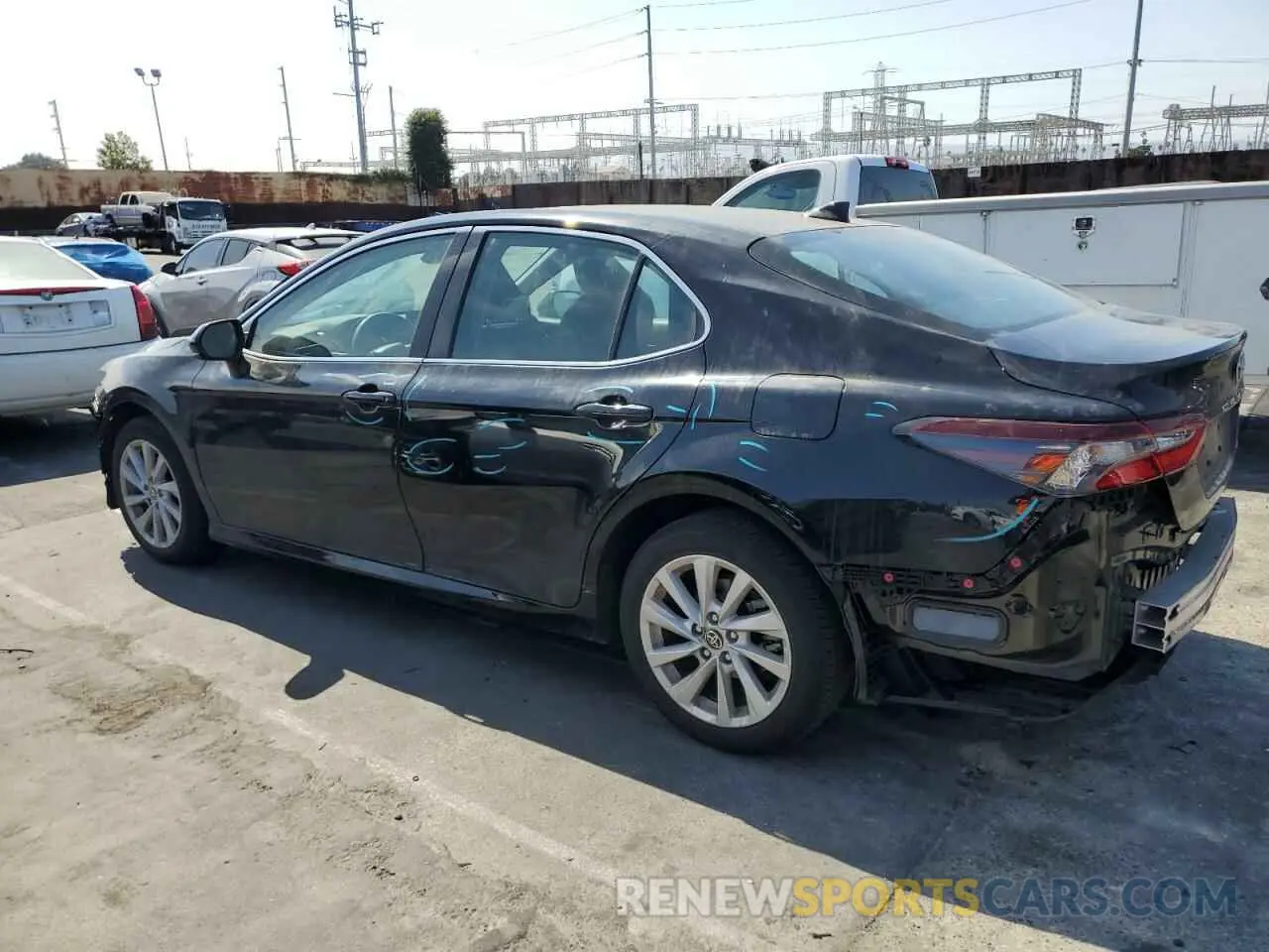 2 Photograph of a damaged car 4T1C11AK3NU712661 TOYOTA CAMRY 2022