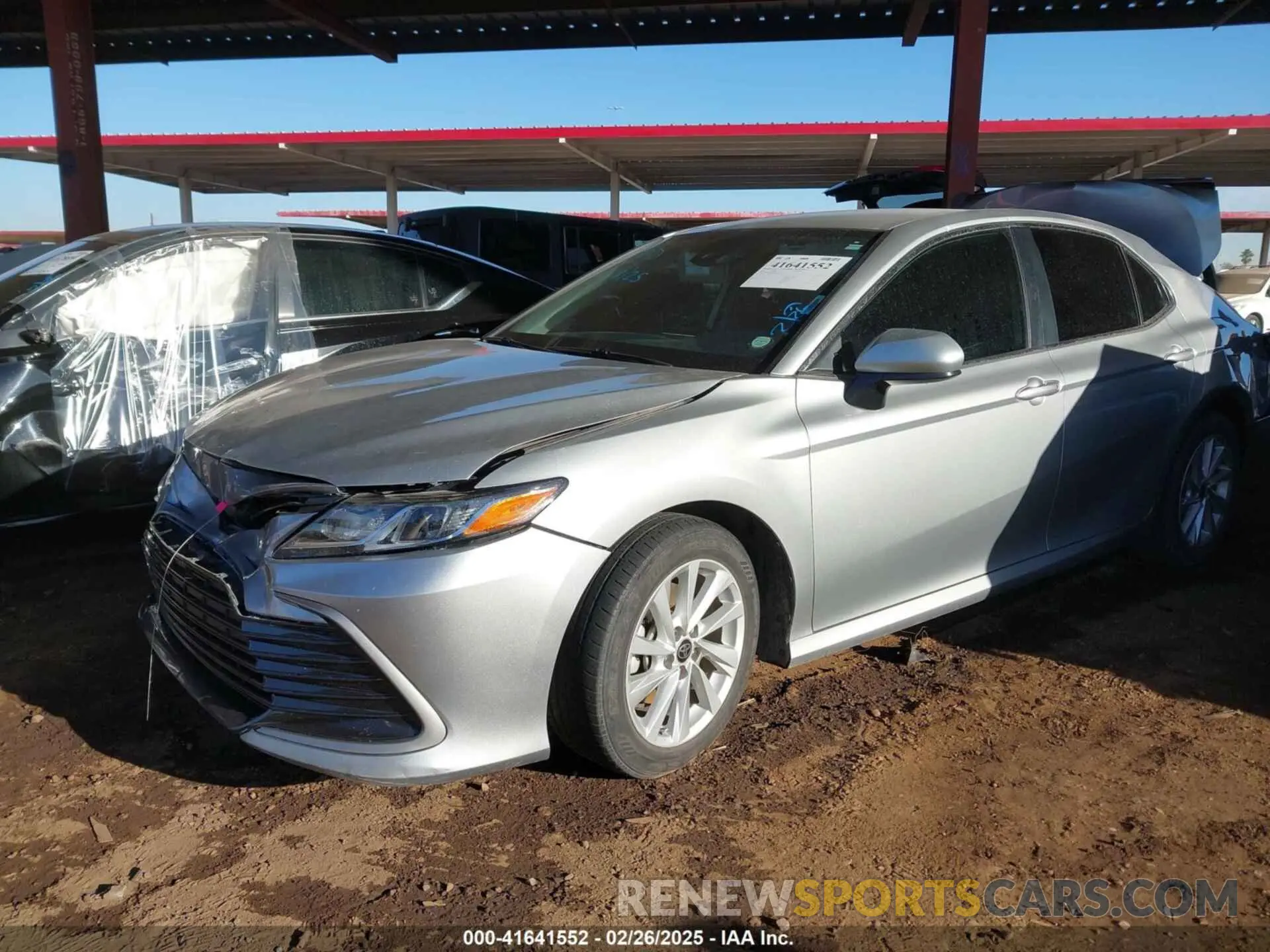 2 Photograph of a damaged car 4T1C11AK4NU013667 TOYOTA CAMRY 2022