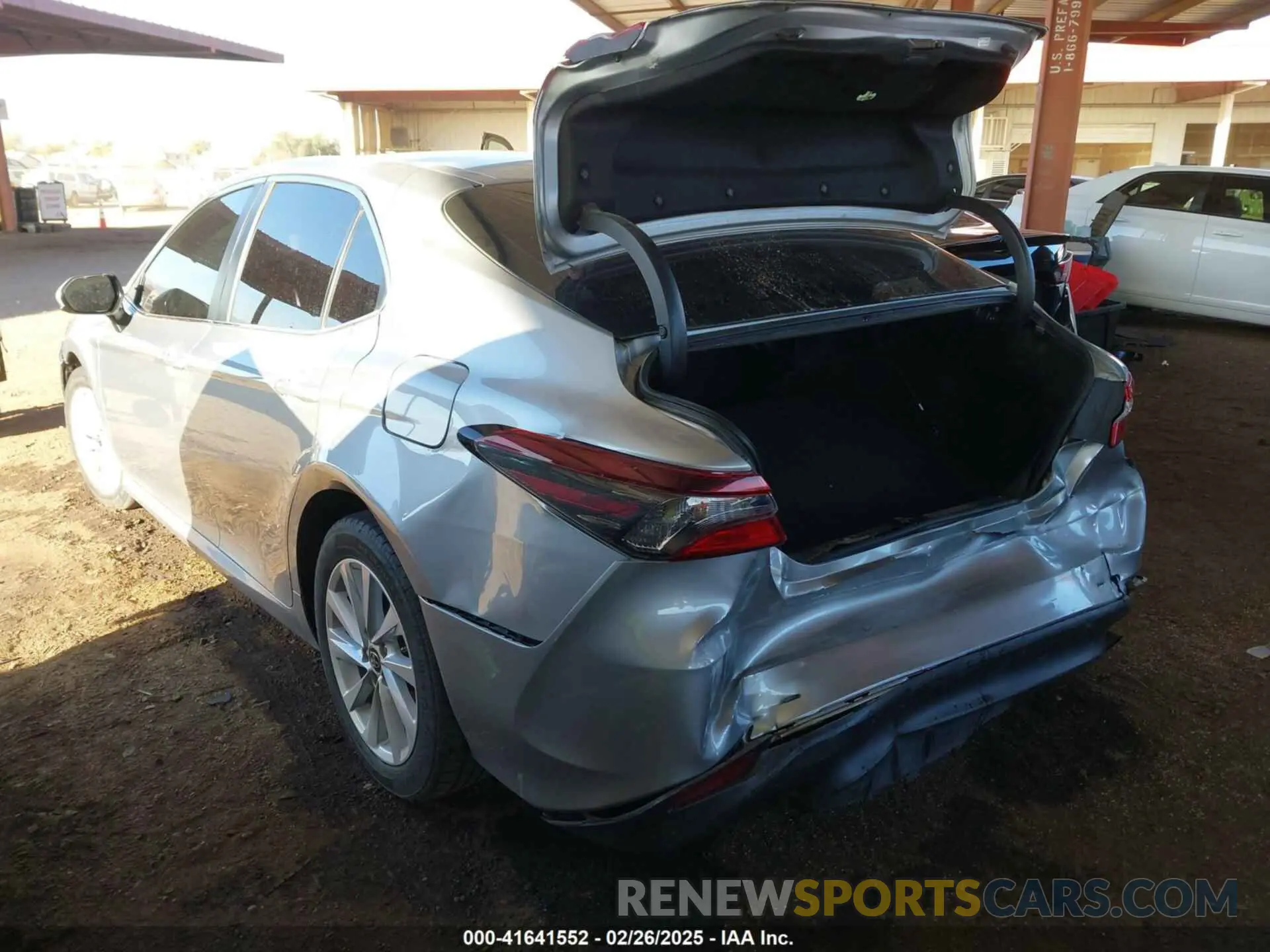 3 Photograph of a damaged car 4T1C11AK4NU013667 TOYOTA CAMRY 2022