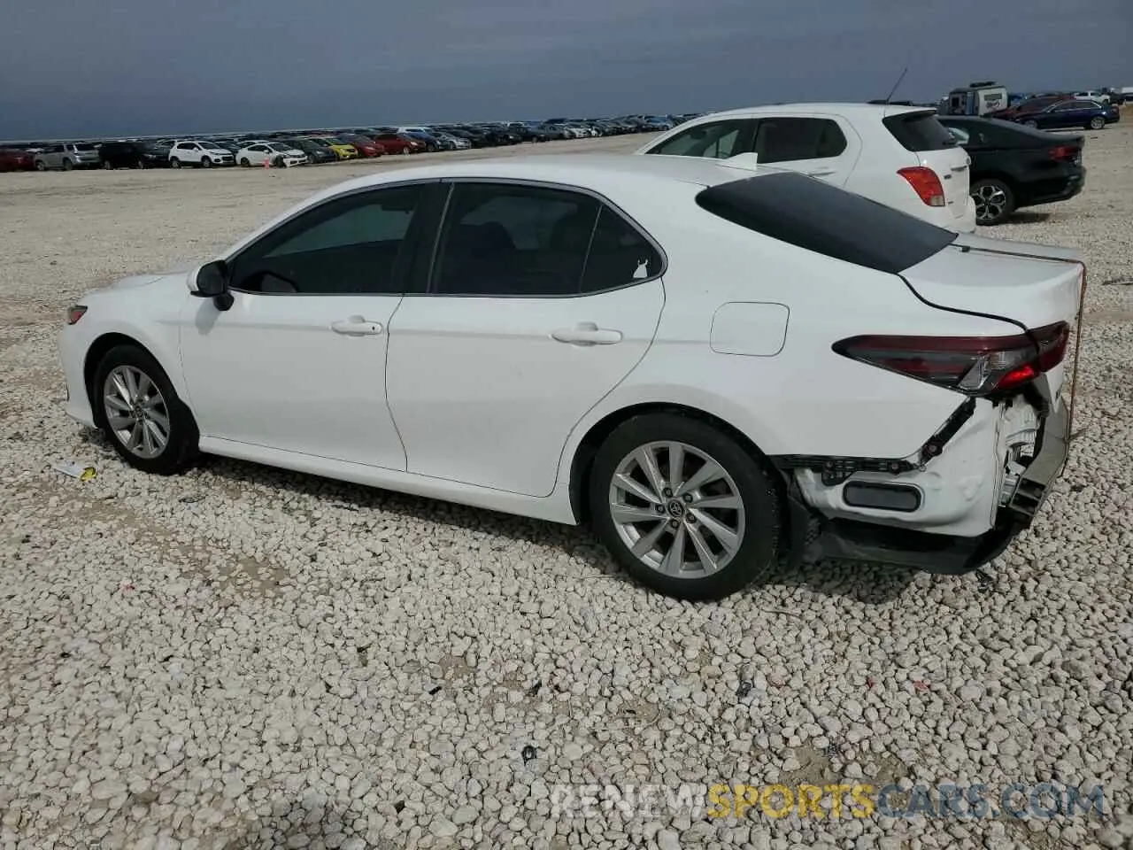 2 Photograph of a damaged car 4T1C11AK4NU018884 TOYOTA CAMRY 2022