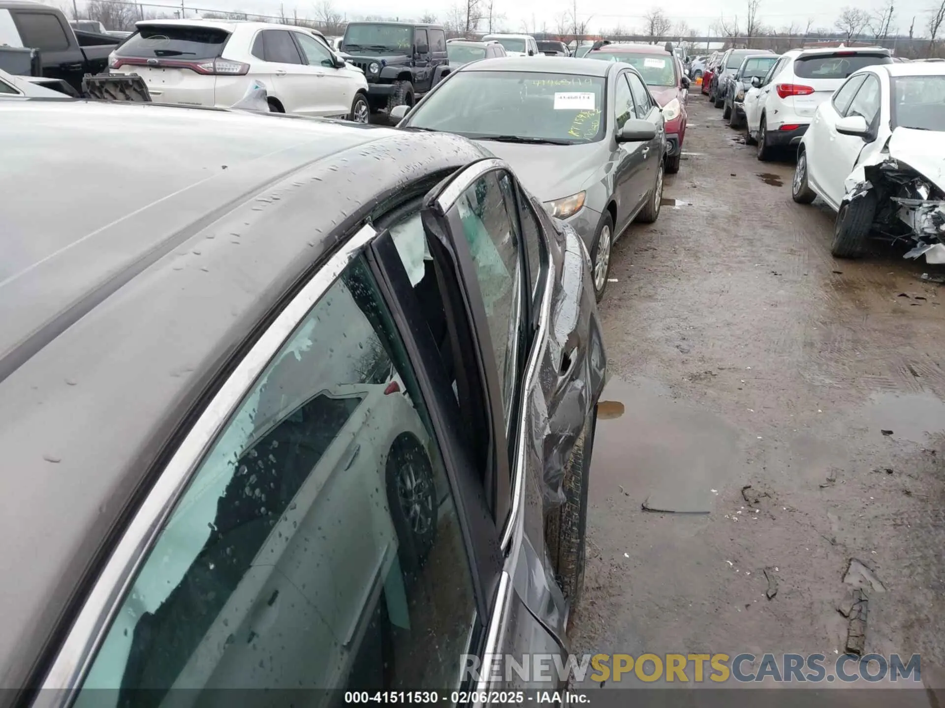 20 Photograph of a damaged car 4T1C11AK4NU052114 TOYOTA CAMRY 2022