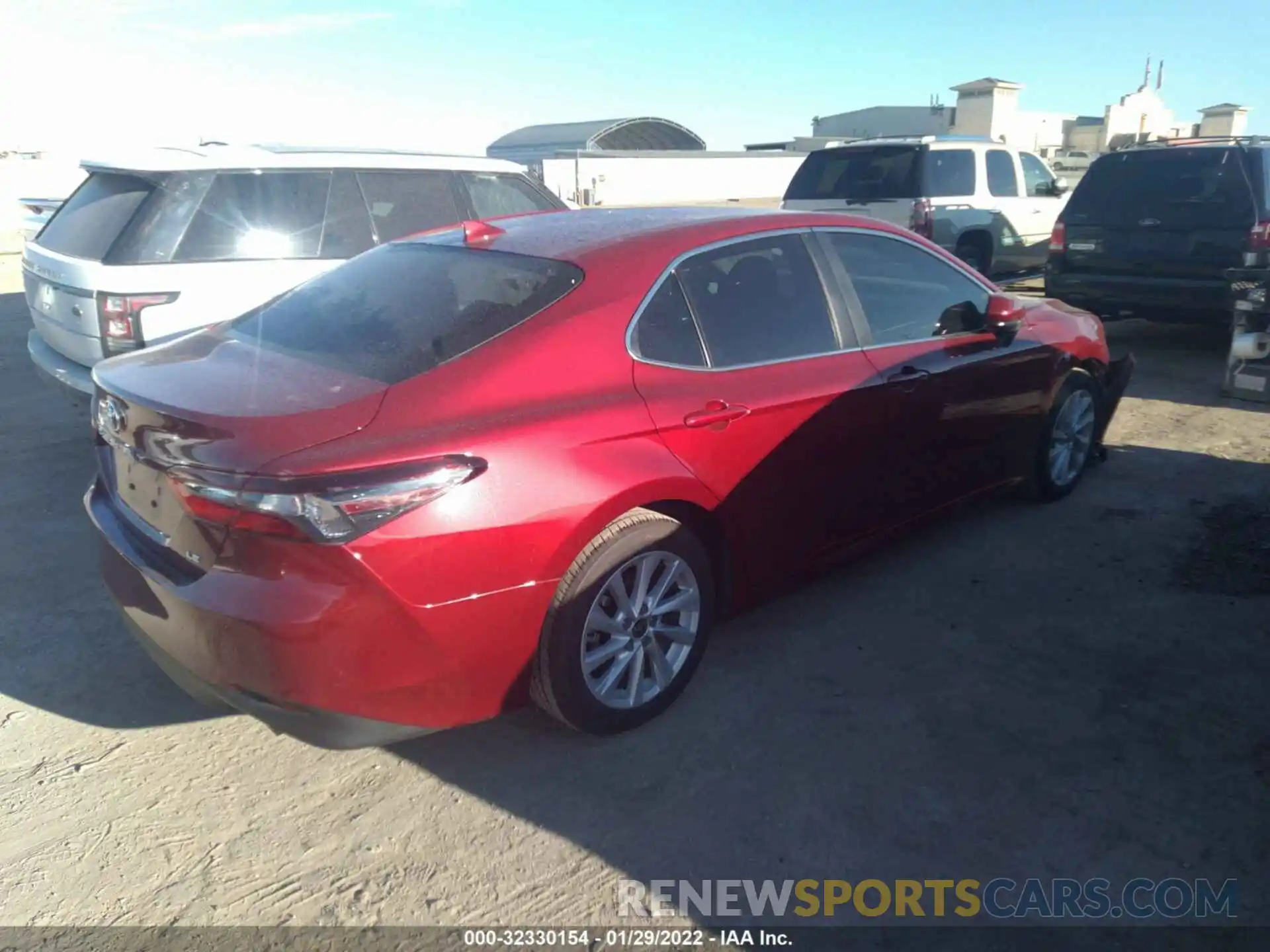 4 Photograph of a damaged car 4T1C11AK4NU629482 TOYOTA CAMRY 2022