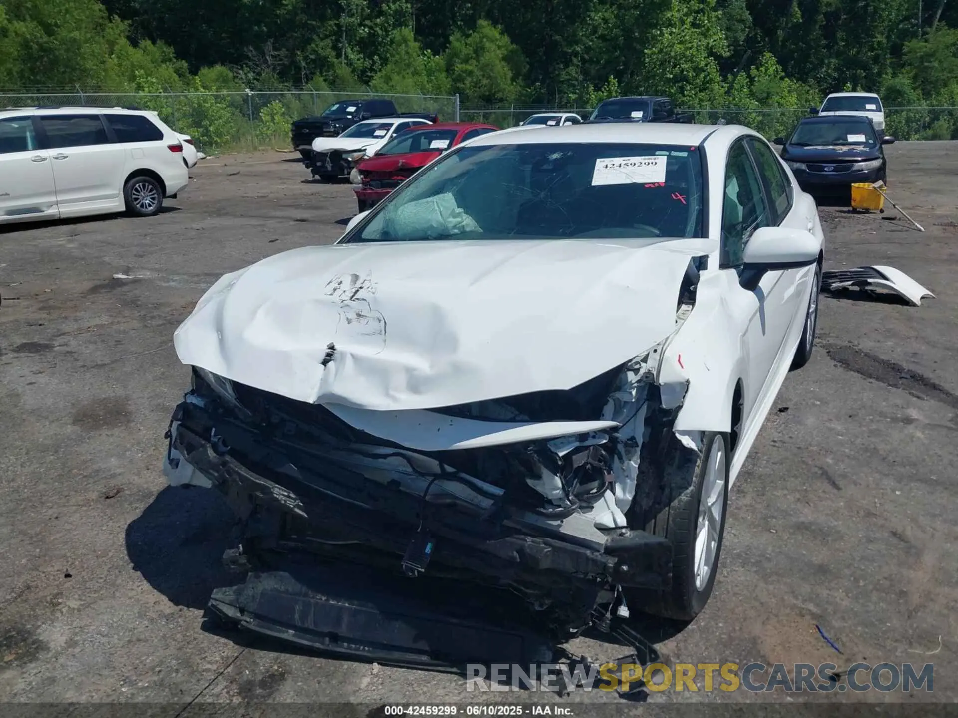 6 Photograph of a damaged car 4T1C11AK4NU633161 TOYOTA CAMRY 2022
