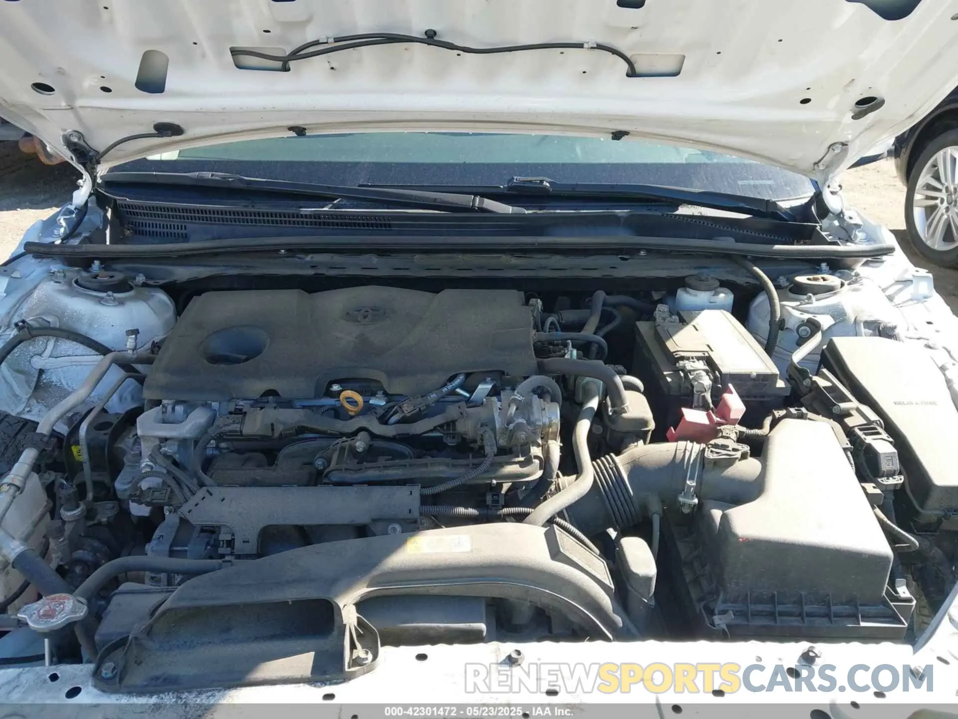 10 Photograph of a damaged car 4T1C11AK4NU646783 TOYOTA CAMRY 2022