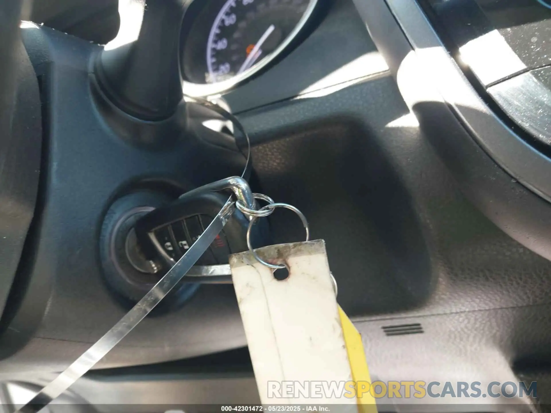 11 Photograph of a damaged car 4T1C11AK4NU646783 TOYOTA CAMRY 2022