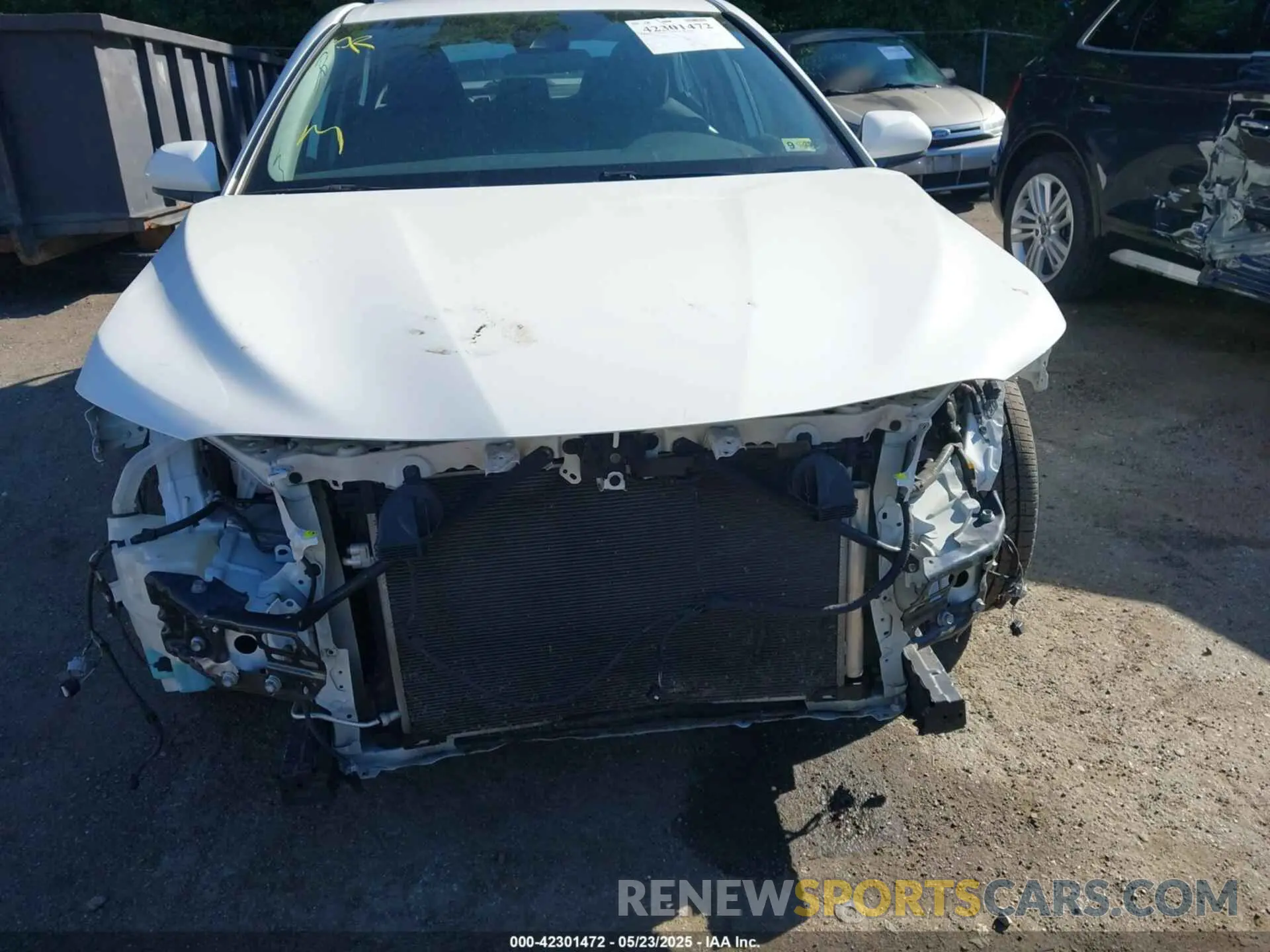 12 Photograph of a damaged car 4T1C11AK4NU646783 TOYOTA CAMRY 2022