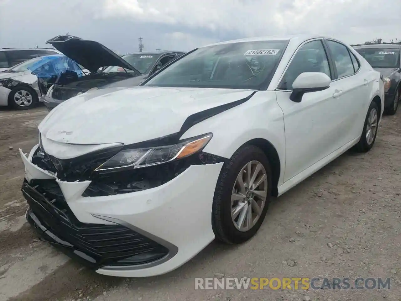 2 Photograph of a damaged car 4T1C11AK4NU649358 TOYOTA CAMRY 2022