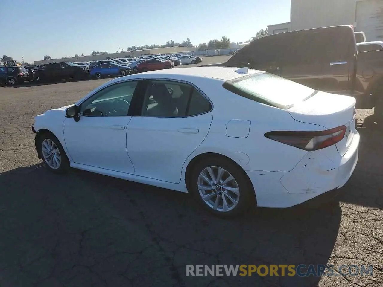 2 Photograph of a damaged car 4T1C11AK4NU653538 TOYOTA CAMRY 2022
