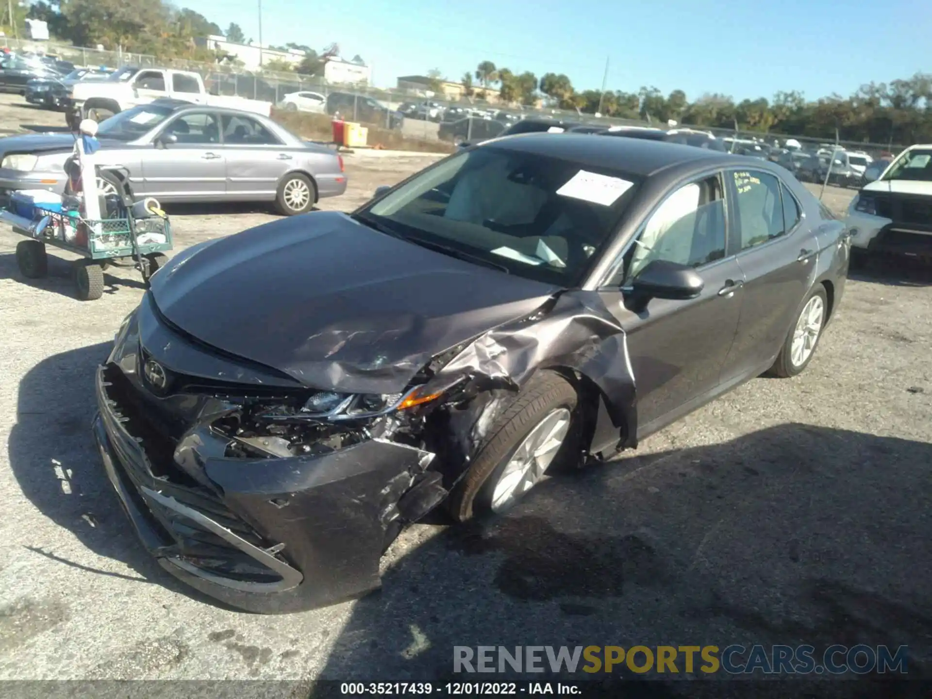 2 Photograph of a damaged car 4T1C11AK4NU654432 TOYOTA CAMRY 2022