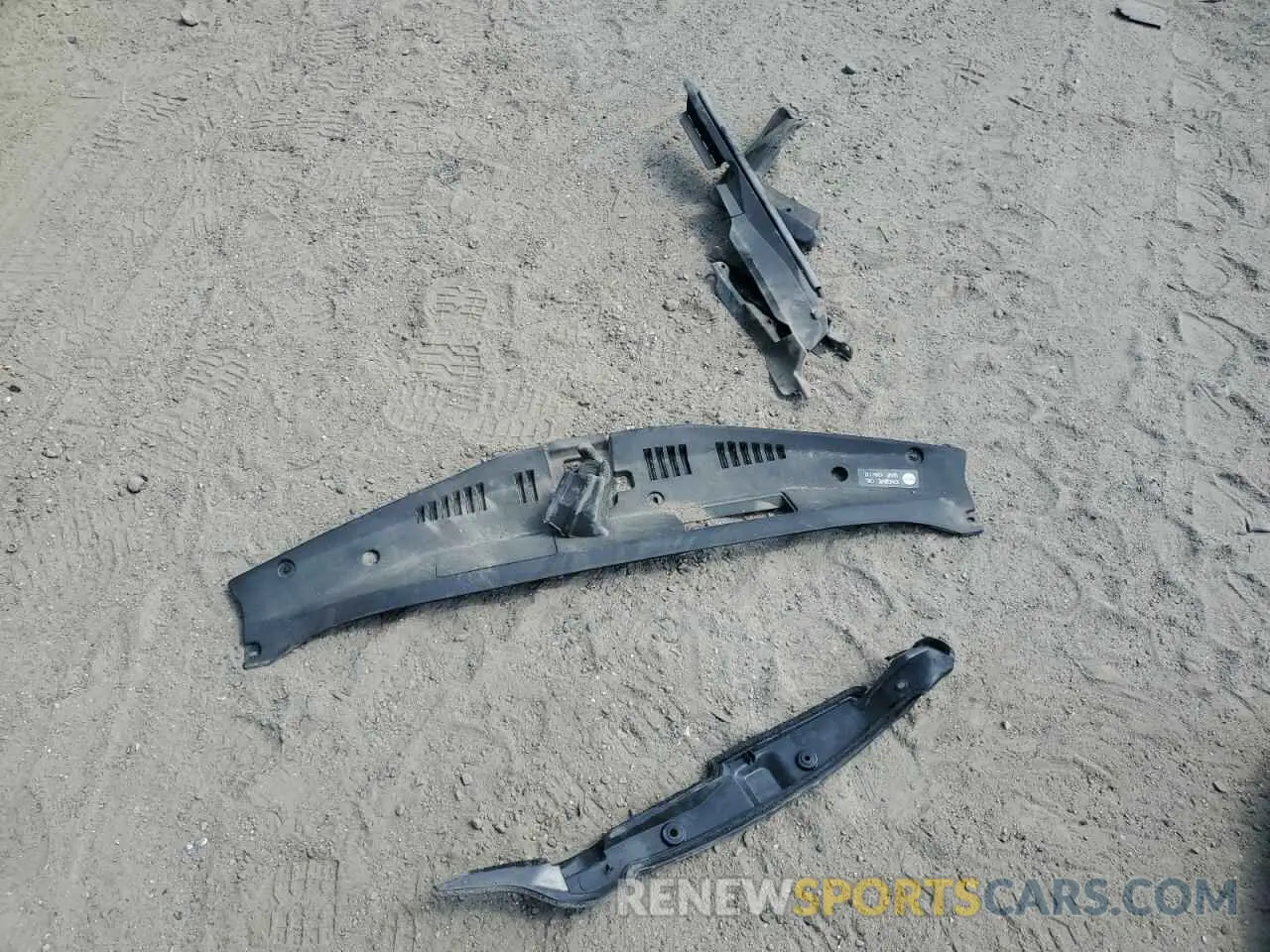 12 Photograph of a damaged car 4T1C11AK4NU673949 TOYOTA CAMRY 2022