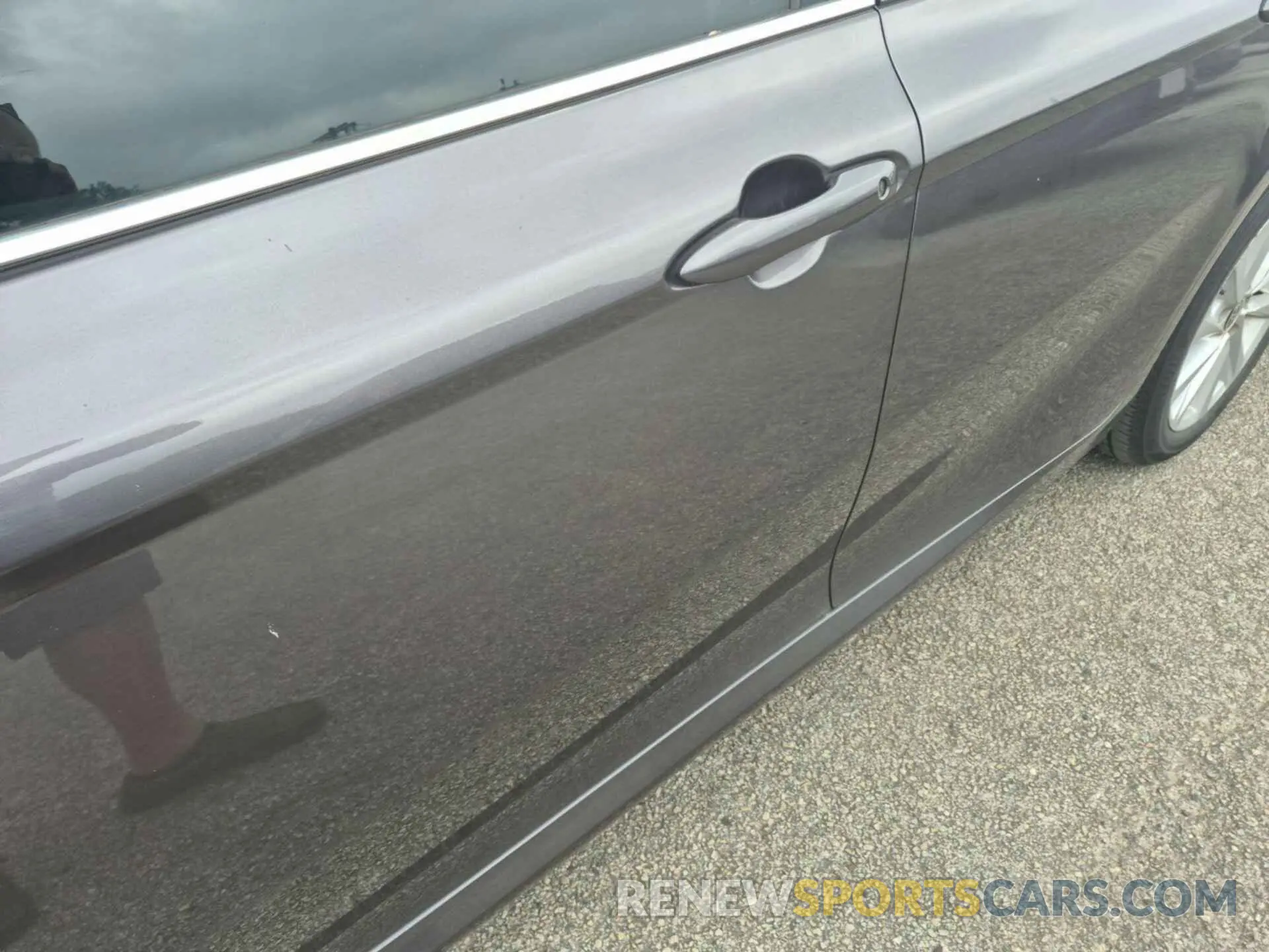 19 Photograph of a damaged car 4T1C11AK4NU678973 TOYOTA CAMRY 2022