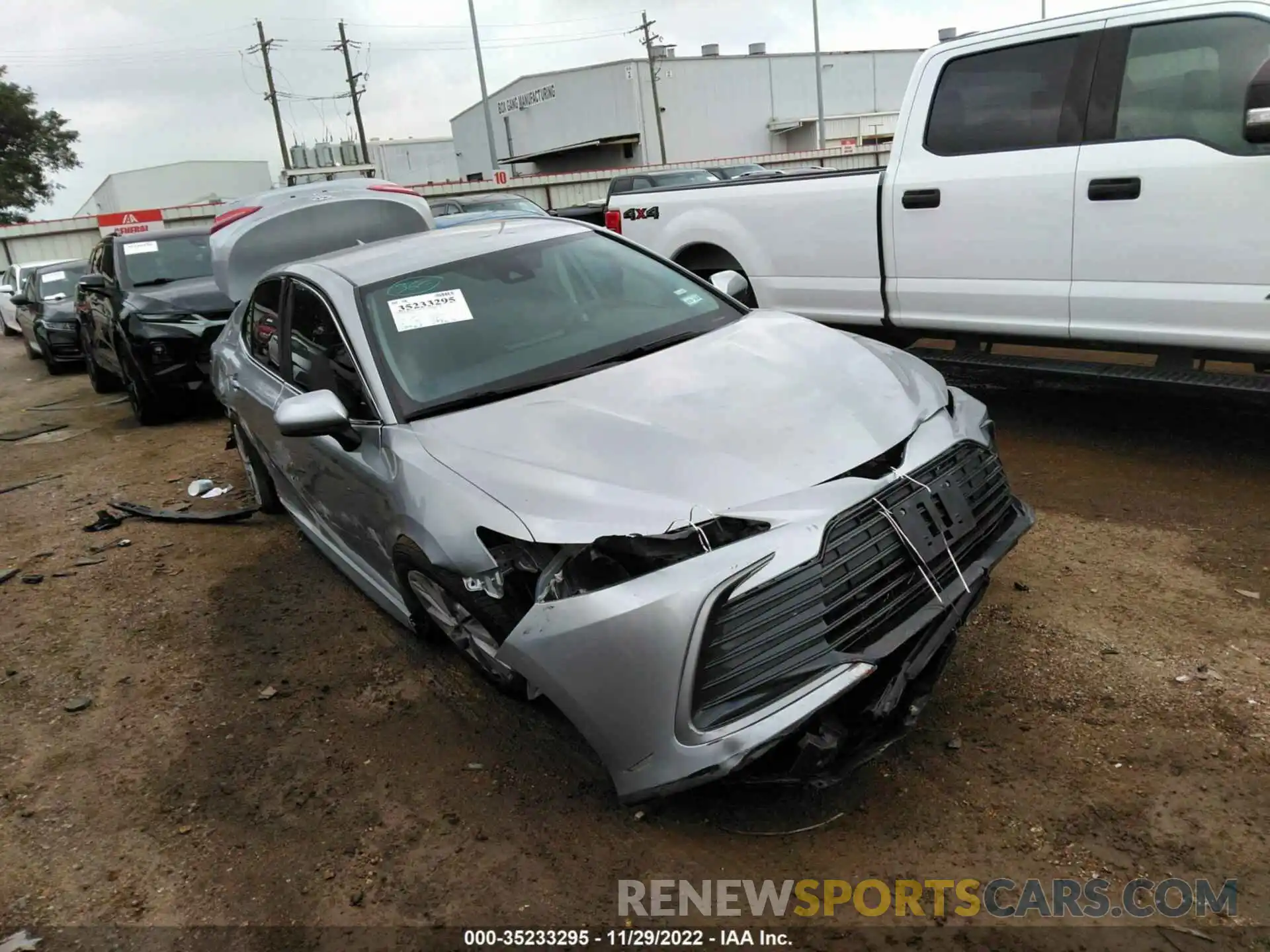 1 Photograph of a damaged car 4T1C11AK4NU679752 TOYOTA CAMRY 2022