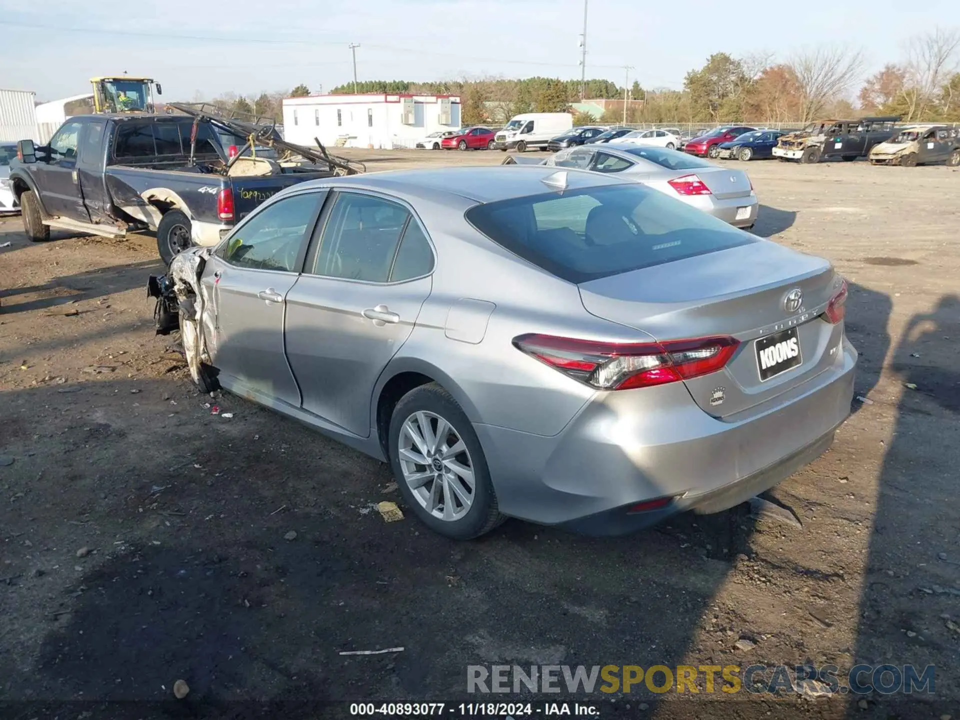 3 Photograph of a damaged car 4T1C11AK4NU685986 TOYOTA CAMRY 2022
