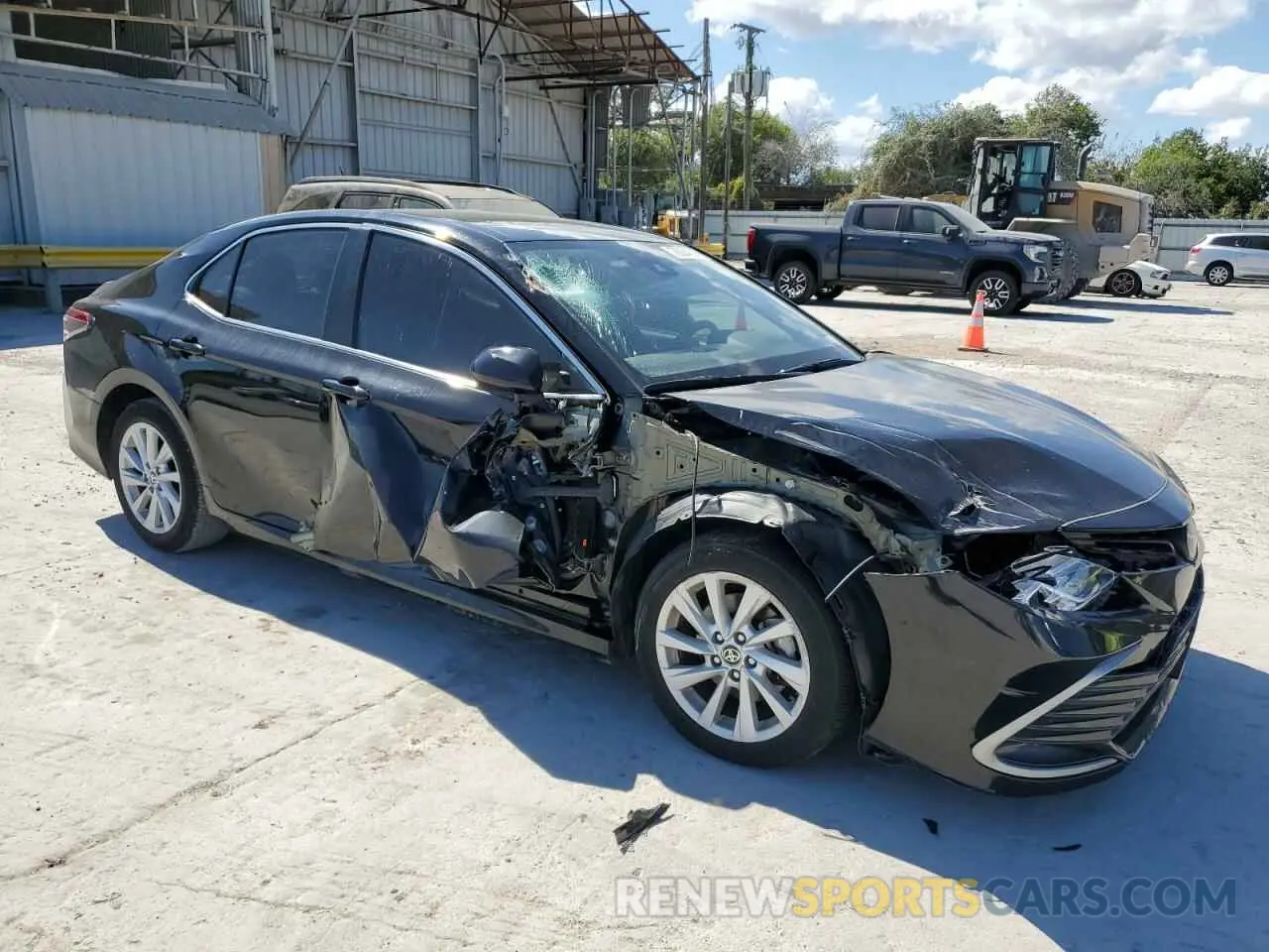 4 Photograph of a damaged car 4T1C11AK4NU691755 TOYOTA CAMRY 2022