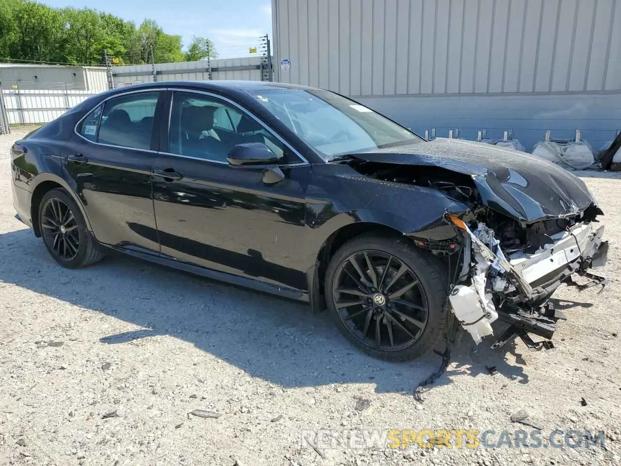 4 Photograph of a damaged car 4T1C11AK4NU702205 TOYOTA CAMRY 2022