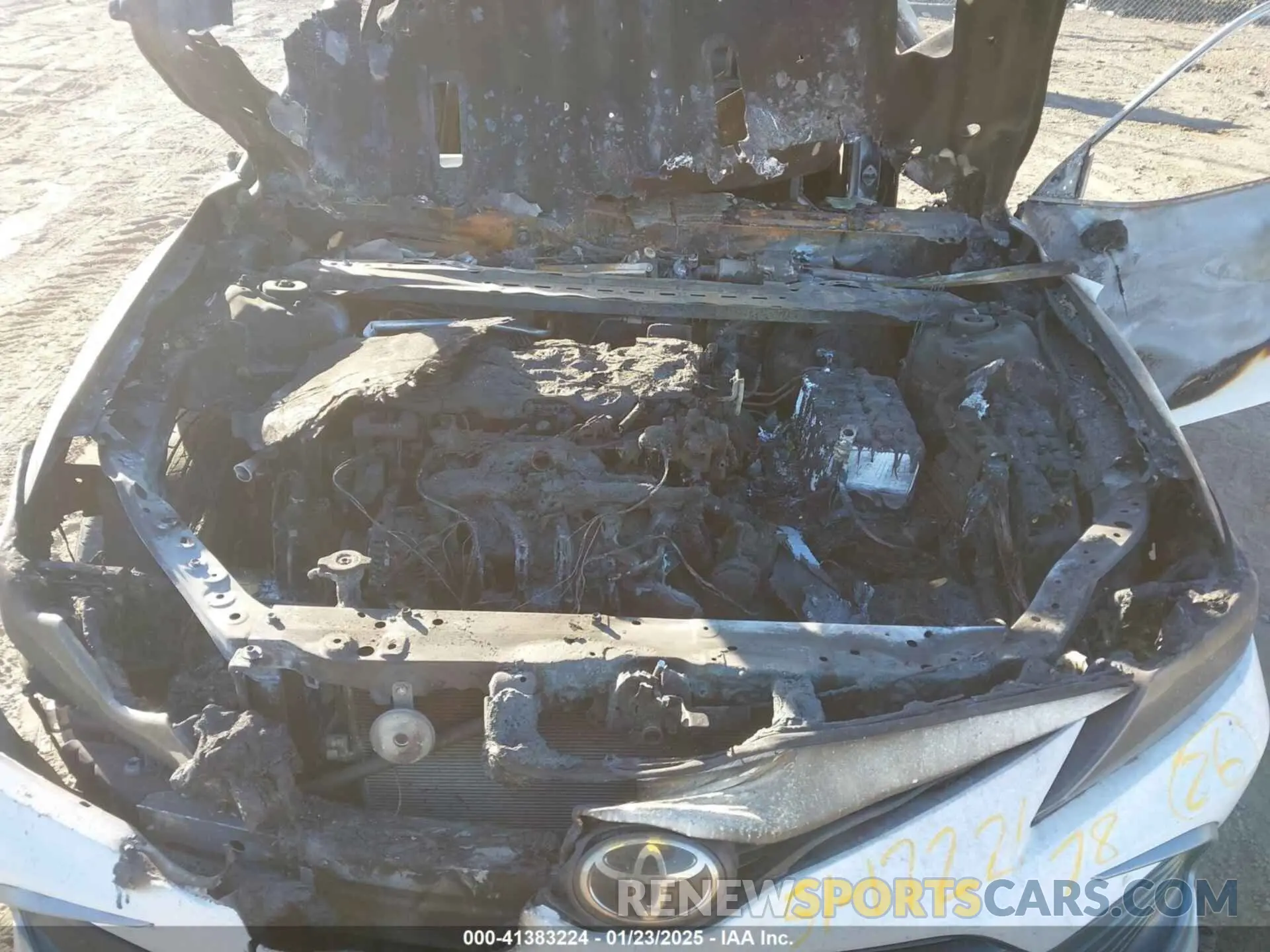 10 Photograph of a damaged car 4T1C11AK4NU713334 TOYOTA CAMRY 2022