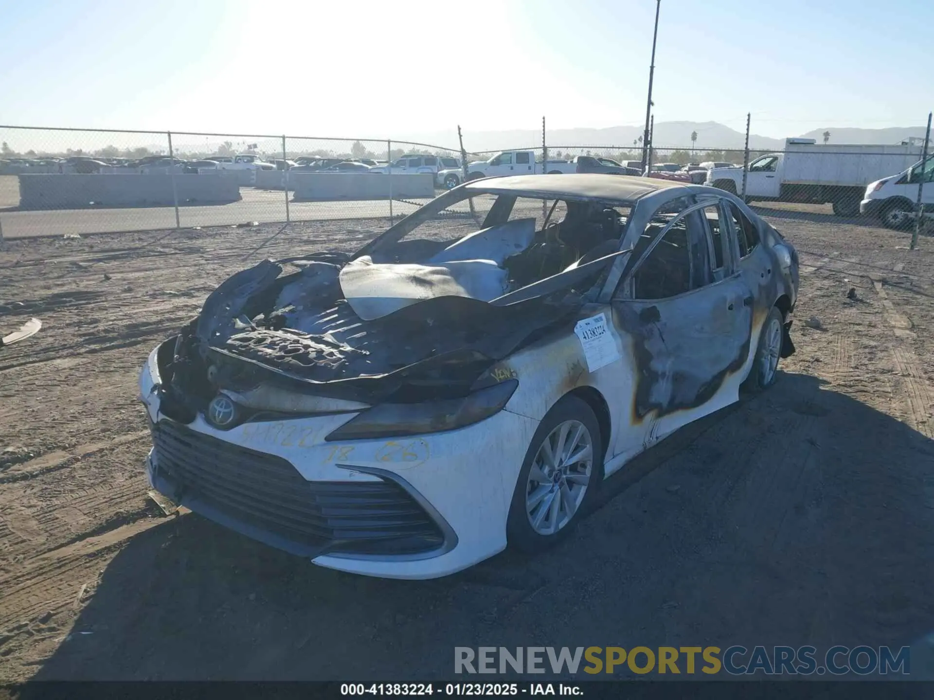 2 Photograph of a damaged car 4T1C11AK4NU713334 TOYOTA CAMRY 2022