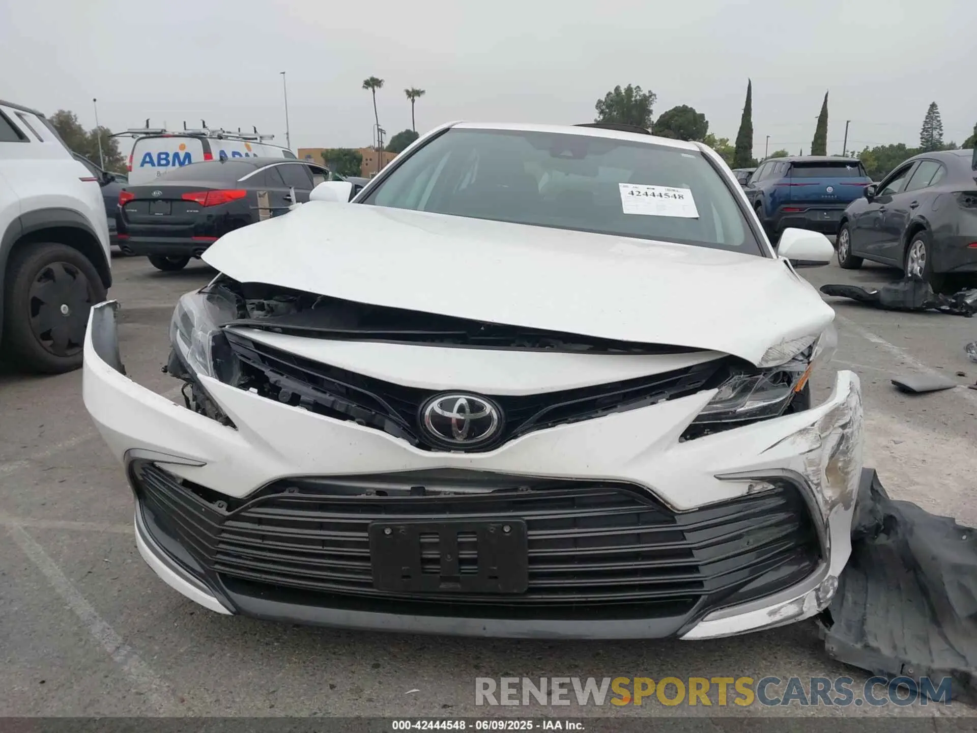 13 Photograph of a damaged car 4T1C11AK5NU003049 TOYOTA CAMRY 2022