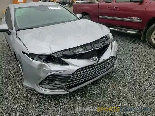 10 Photograph of a damaged car 4T1C11AK5NU003147 TOYOTA CAMRY 2022