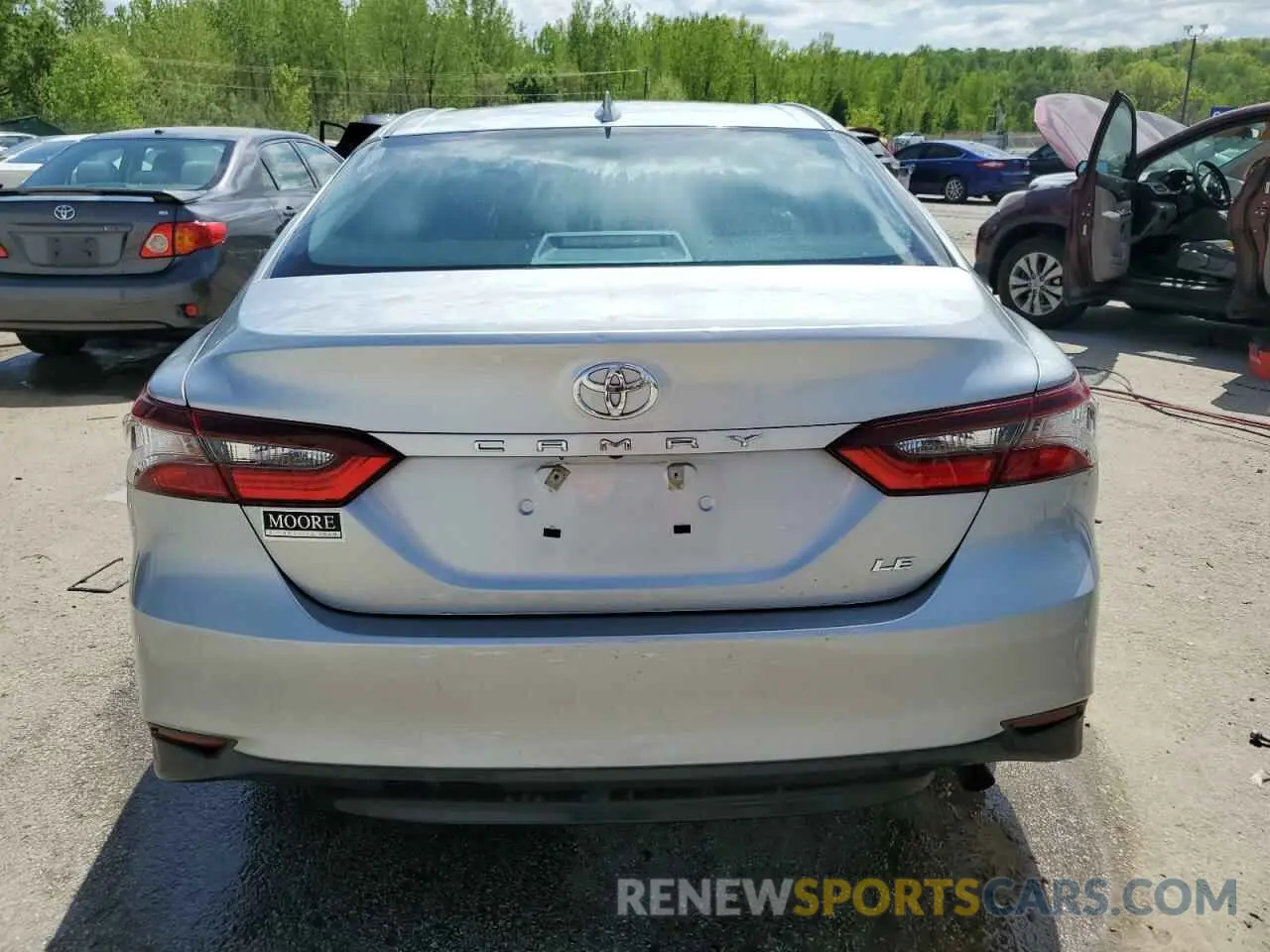6 Photograph of a damaged car 4T1C11AK5NU004881 TOYOTA CAMRY 2022