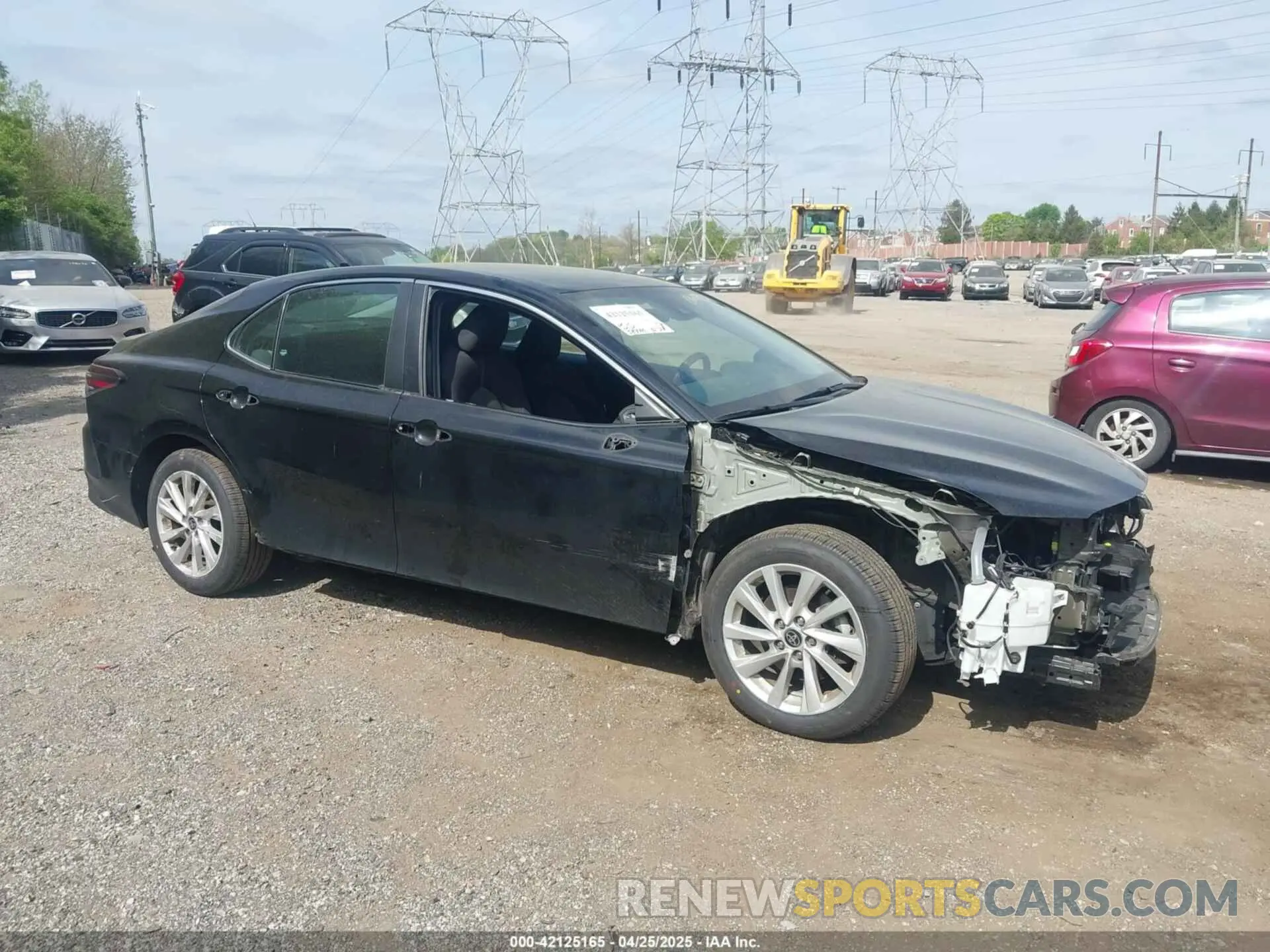 17 Photograph of a damaged car 4T1C11AK5NU016979 TOYOTA CAMRY 2022