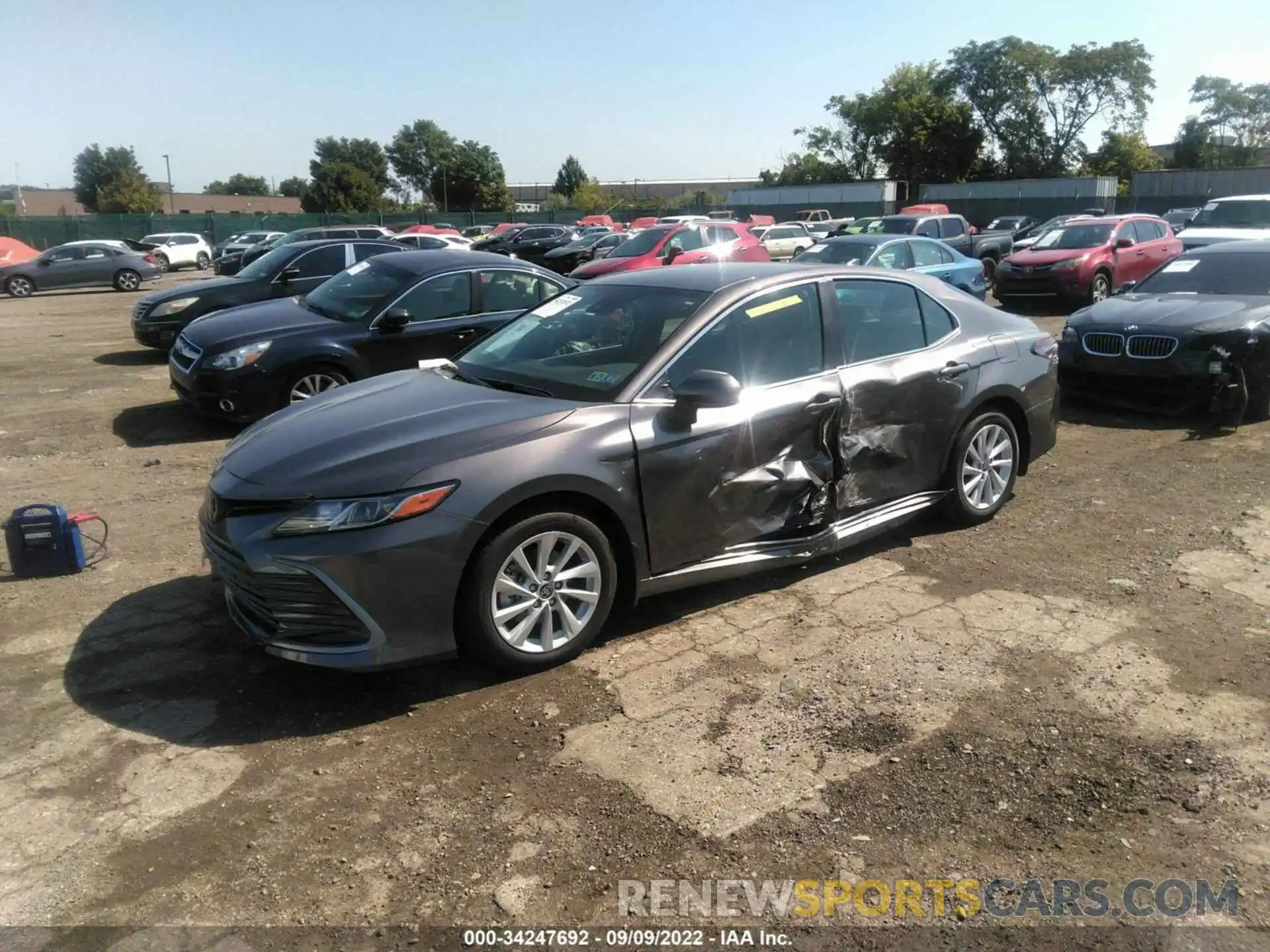 2 Photograph of a damaged car 4T1C11AK5NU041977 TOYOTA CAMRY 2022