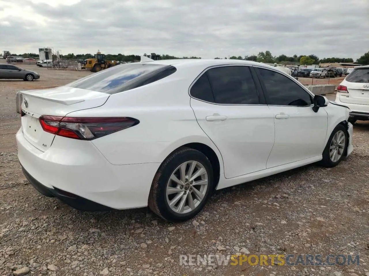 3 Photograph of a damaged car 4T1C11AK5NU049061 TOYOTA CAMRY 2022