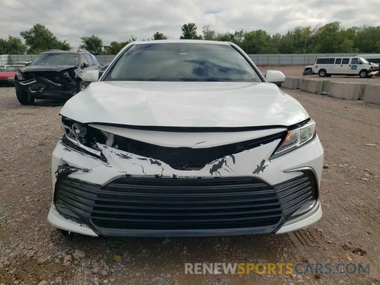 5 Photograph of a damaged car 4T1C11AK5NU049061 TOYOTA CAMRY 2022
