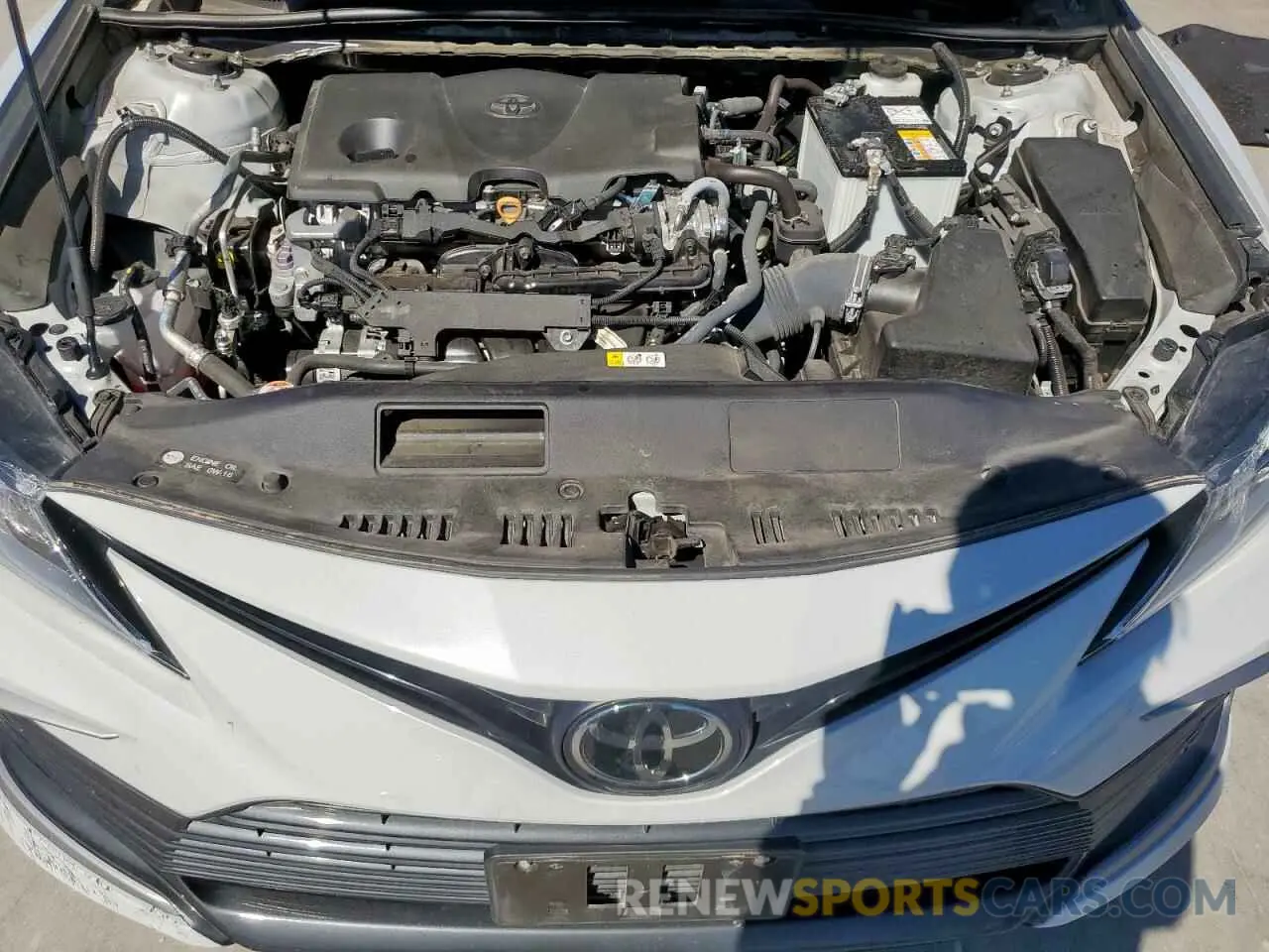 11 Photograph of a damaged car 4T1C11AK5NU062280 TOYOTA CAMRY 2022