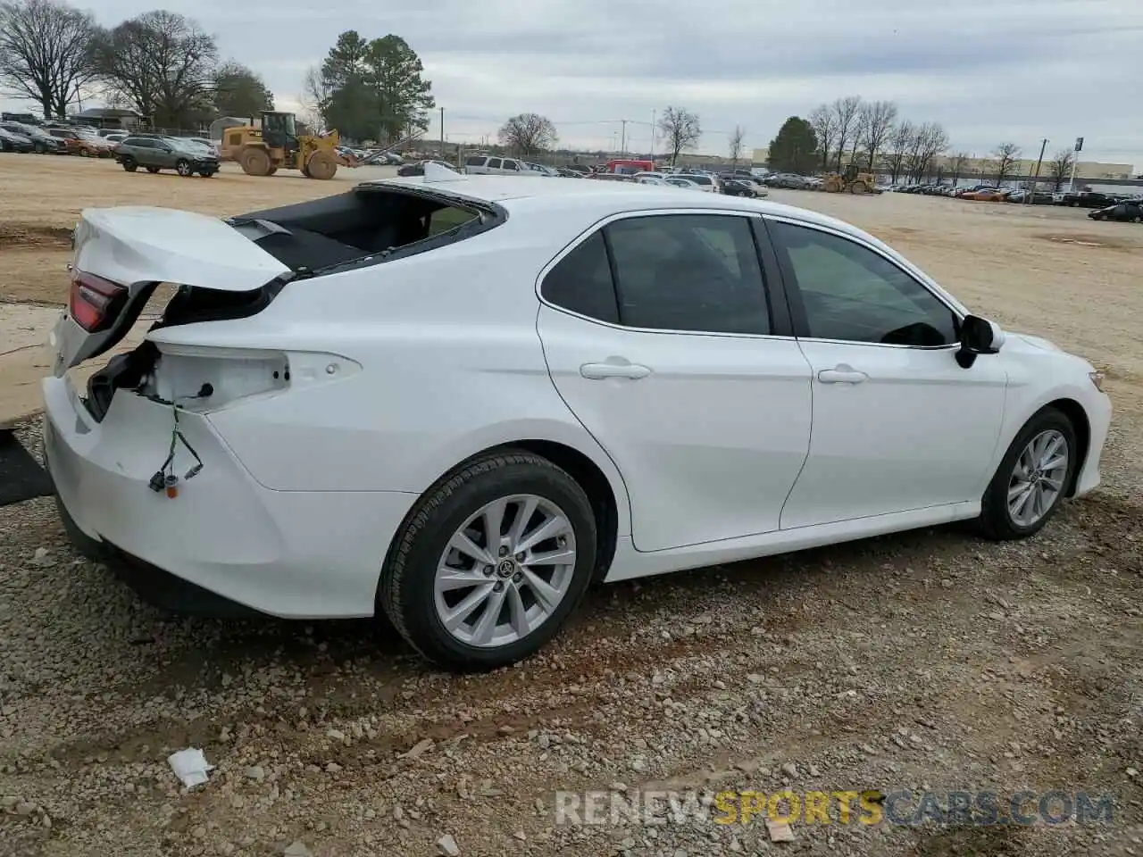 3 Photograph of a damaged car 4T1C11AK5NU619723 TOYOTA CAMRY 2022