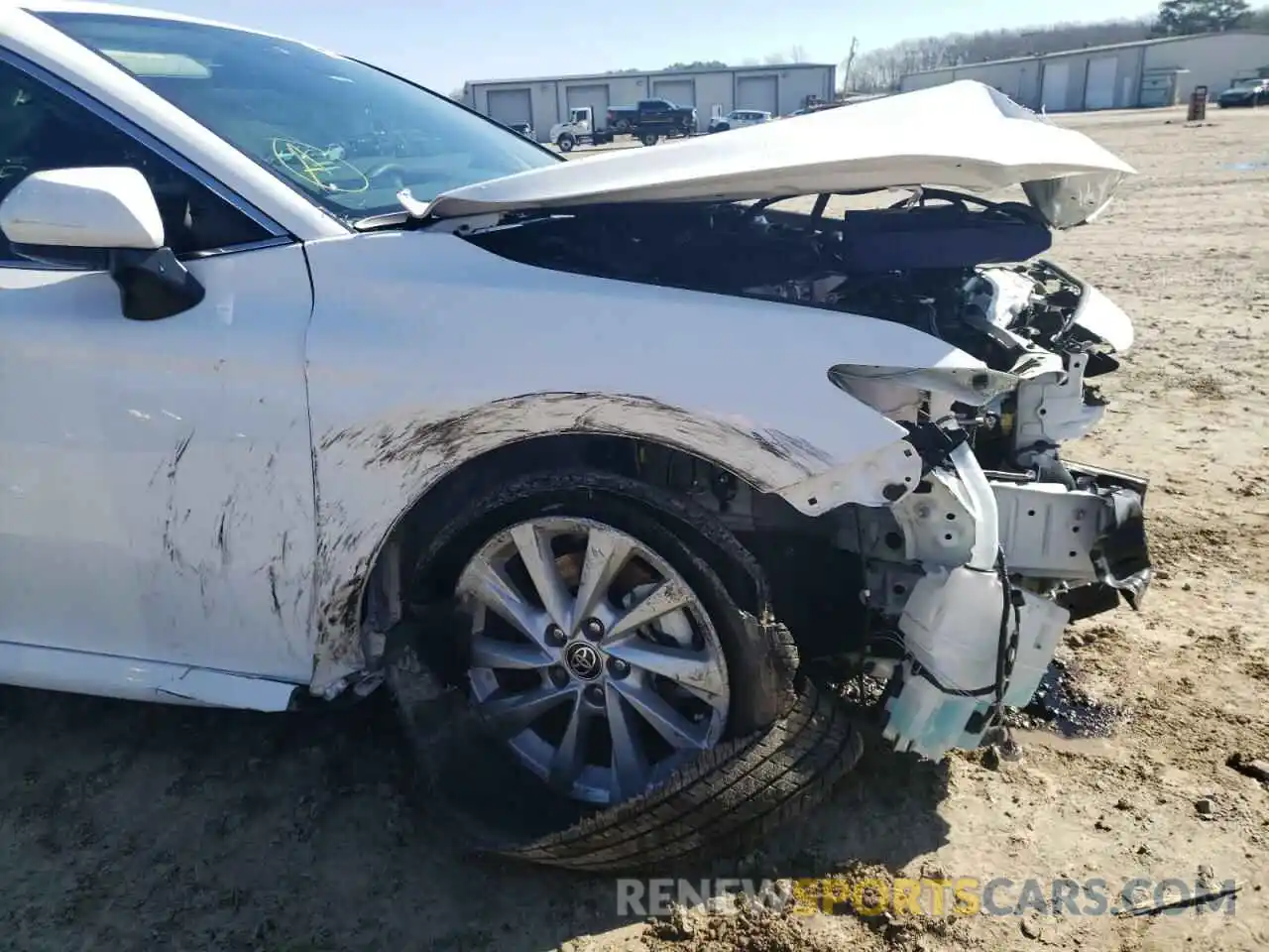 9 Photograph of a damaged car 4T1C11AK5NU629247 TOYOTA CAMRY 2022