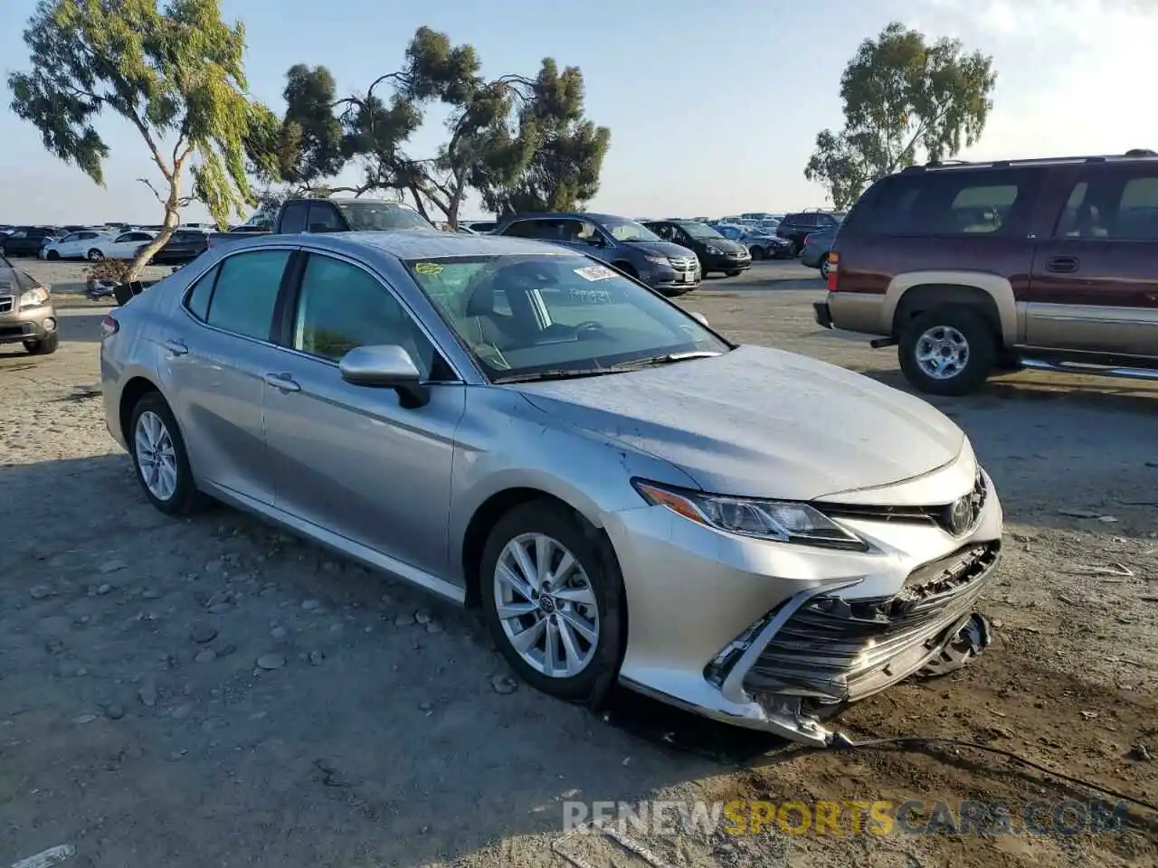 1 Photograph of a damaged car 4T1C11AK5NU650874 TOYOTA CAMRY 2022