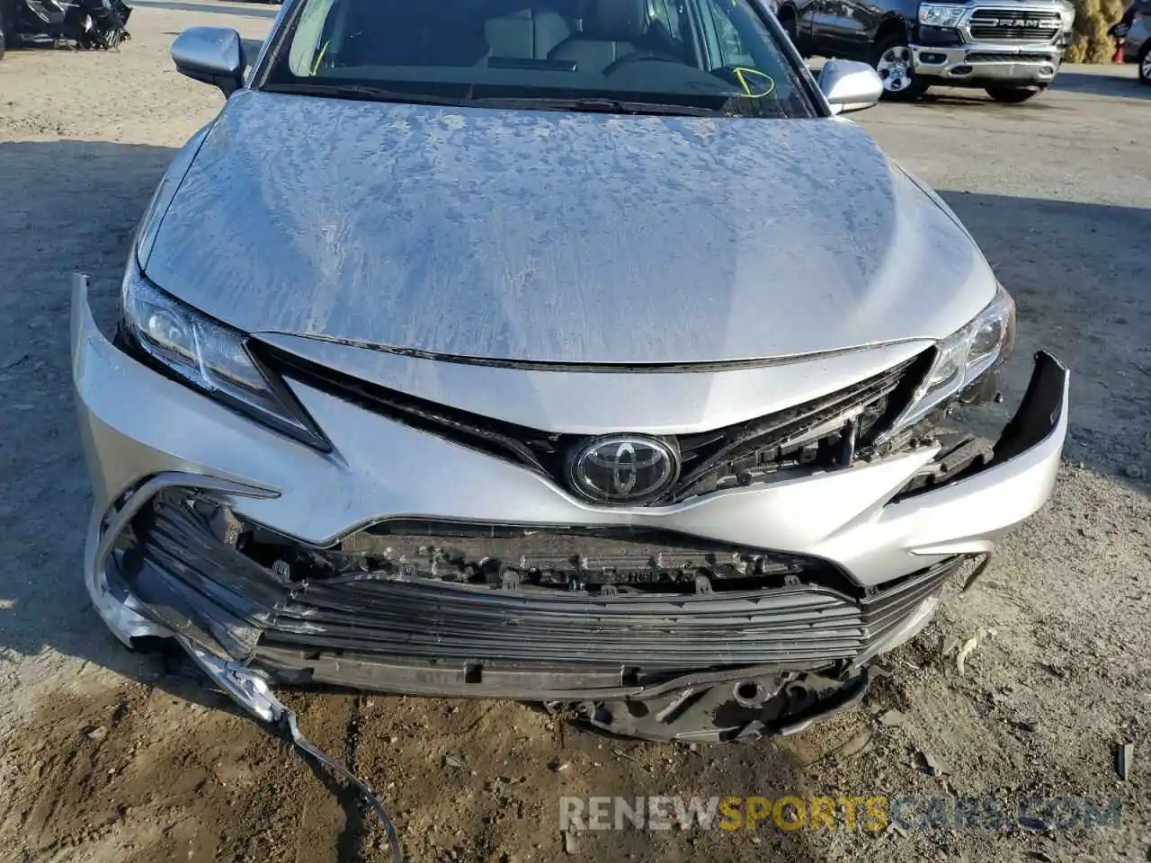 9 Photograph of a damaged car 4T1C11AK5NU650874 TOYOTA CAMRY 2022