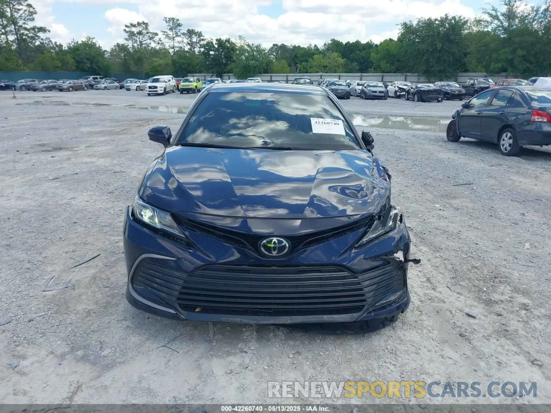 12 Photograph of a damaged car 4T1C11AK5NU662751 TOYOTA CAMRY 2022