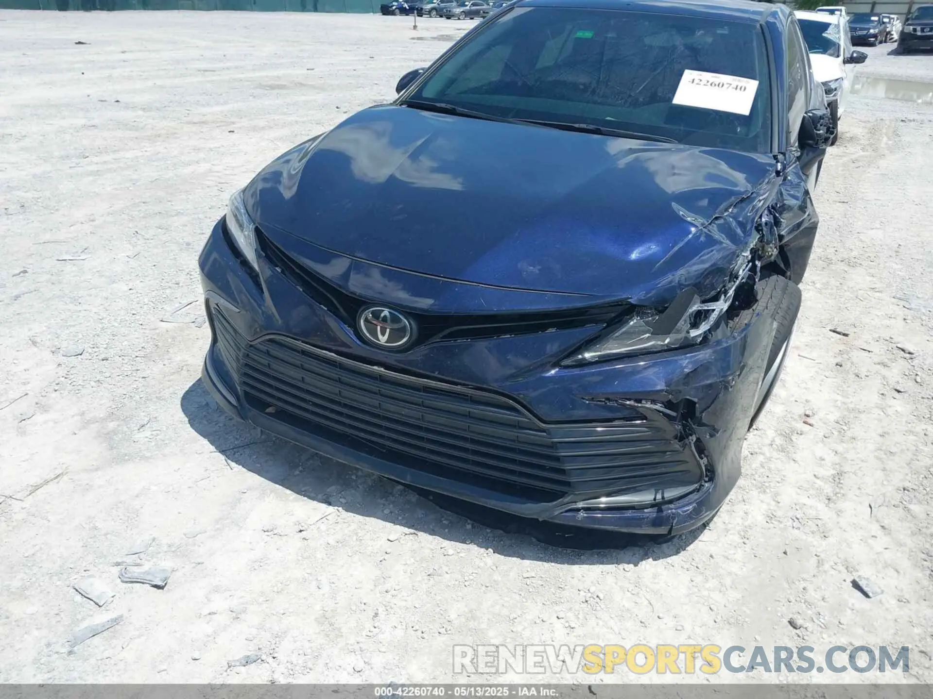 6 Photograph of a damaged car 4T1C11AK5NU662751 TOYOTA CAMRY 2022