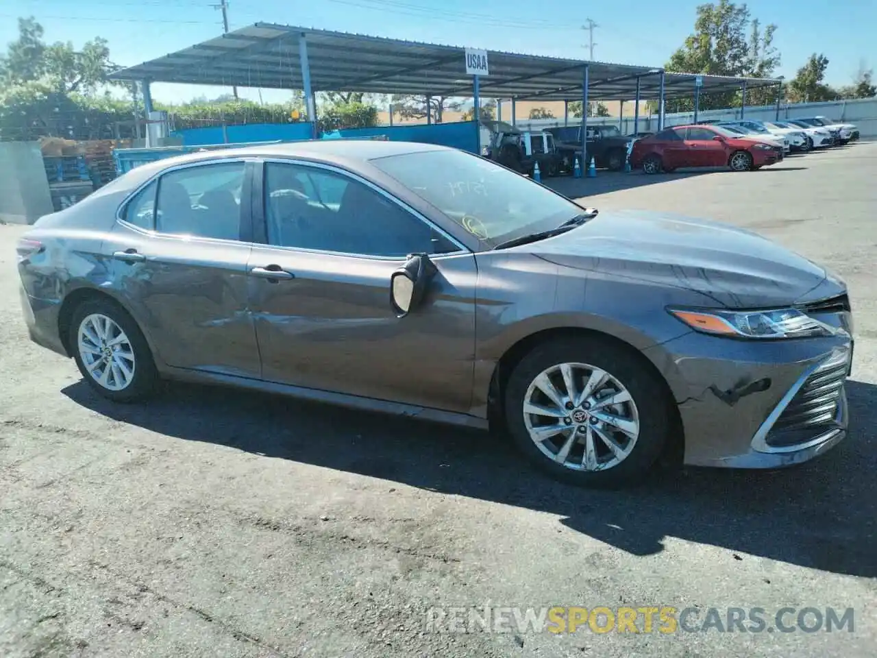 9 Photograph of a damaged car 4T1C11AK5NU665939 TOYOTA CAMRY 2022