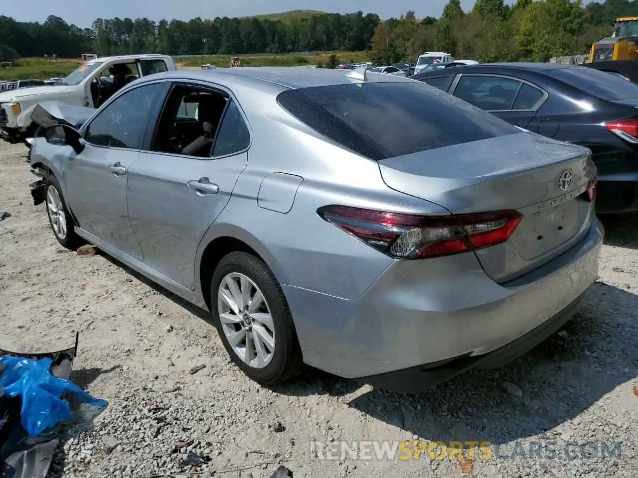 3 Photograph of a damaged car 4T1C11AK5NU678626 TOYOTA CAMRY 2022