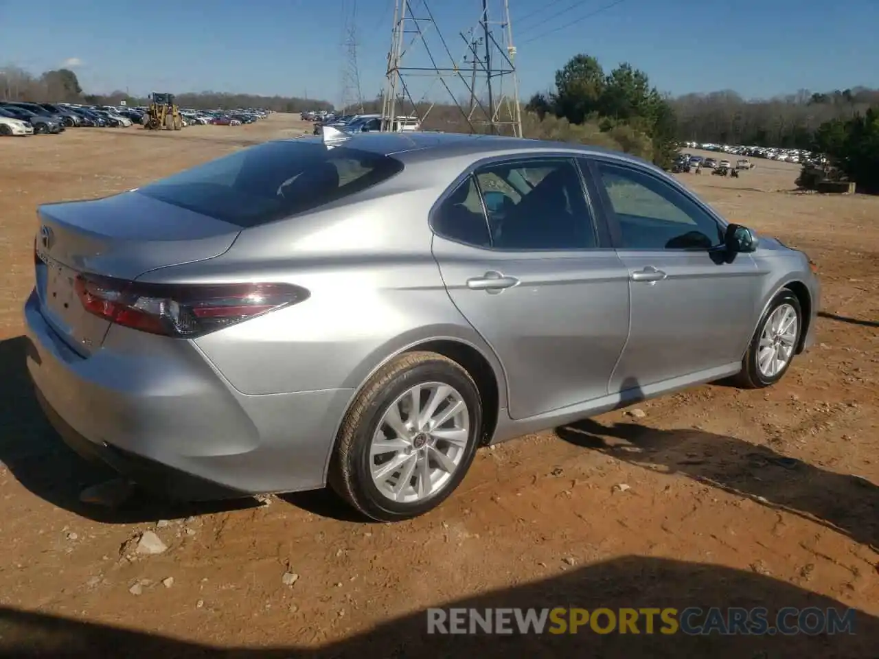 3 Photograph of a damaged car 4T1C11AK5NU678951 TOYOTA CAMRY 2022