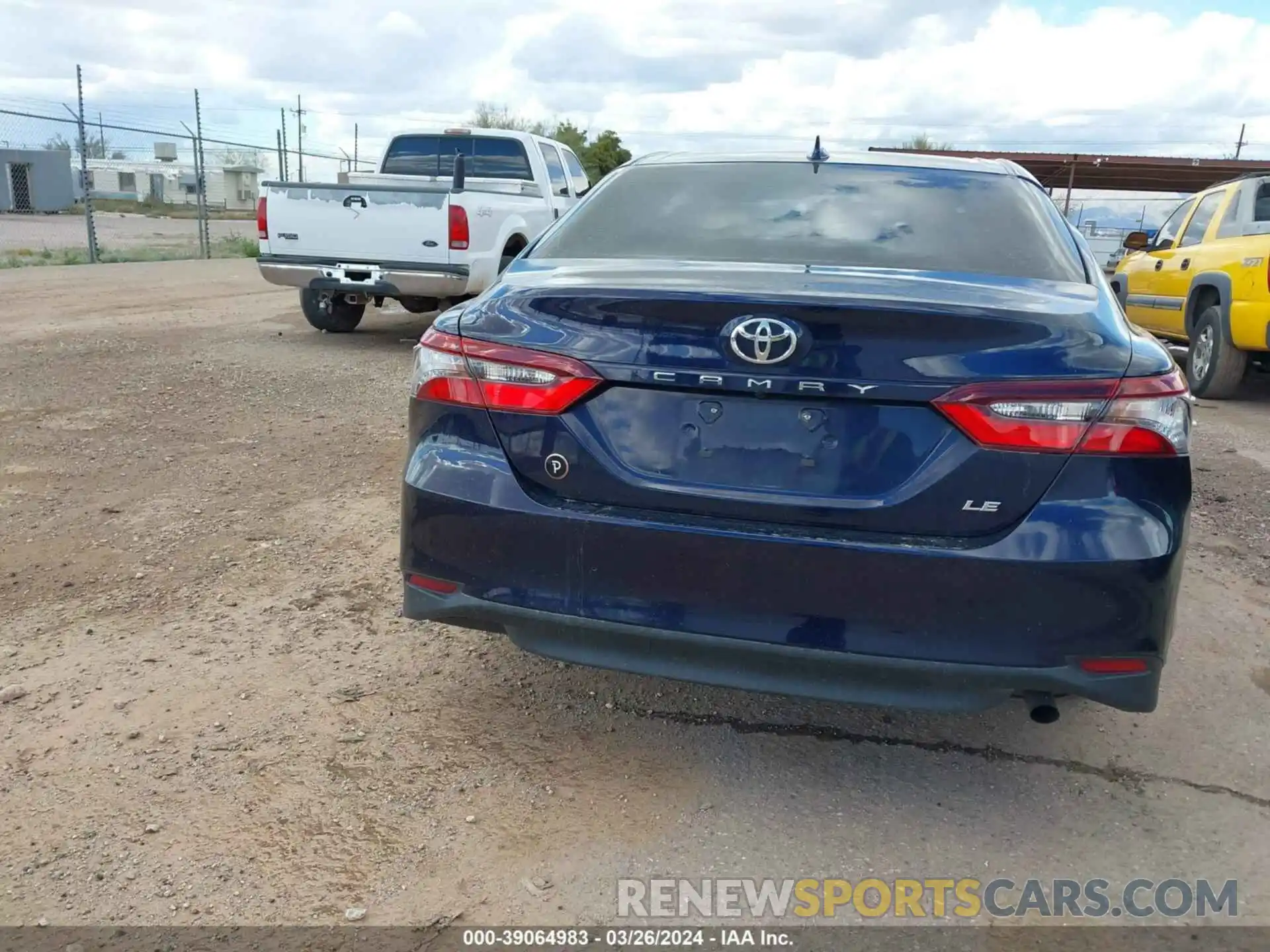 16 Photograph of a damaged car 4T1C11AK5NU680201 TOYOTA CAMRY 2022