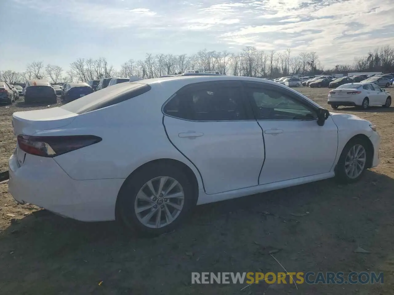 3 Photograph of a damaged car 4T1C11AK5NU681865 TOYOTA CAMRY 2022