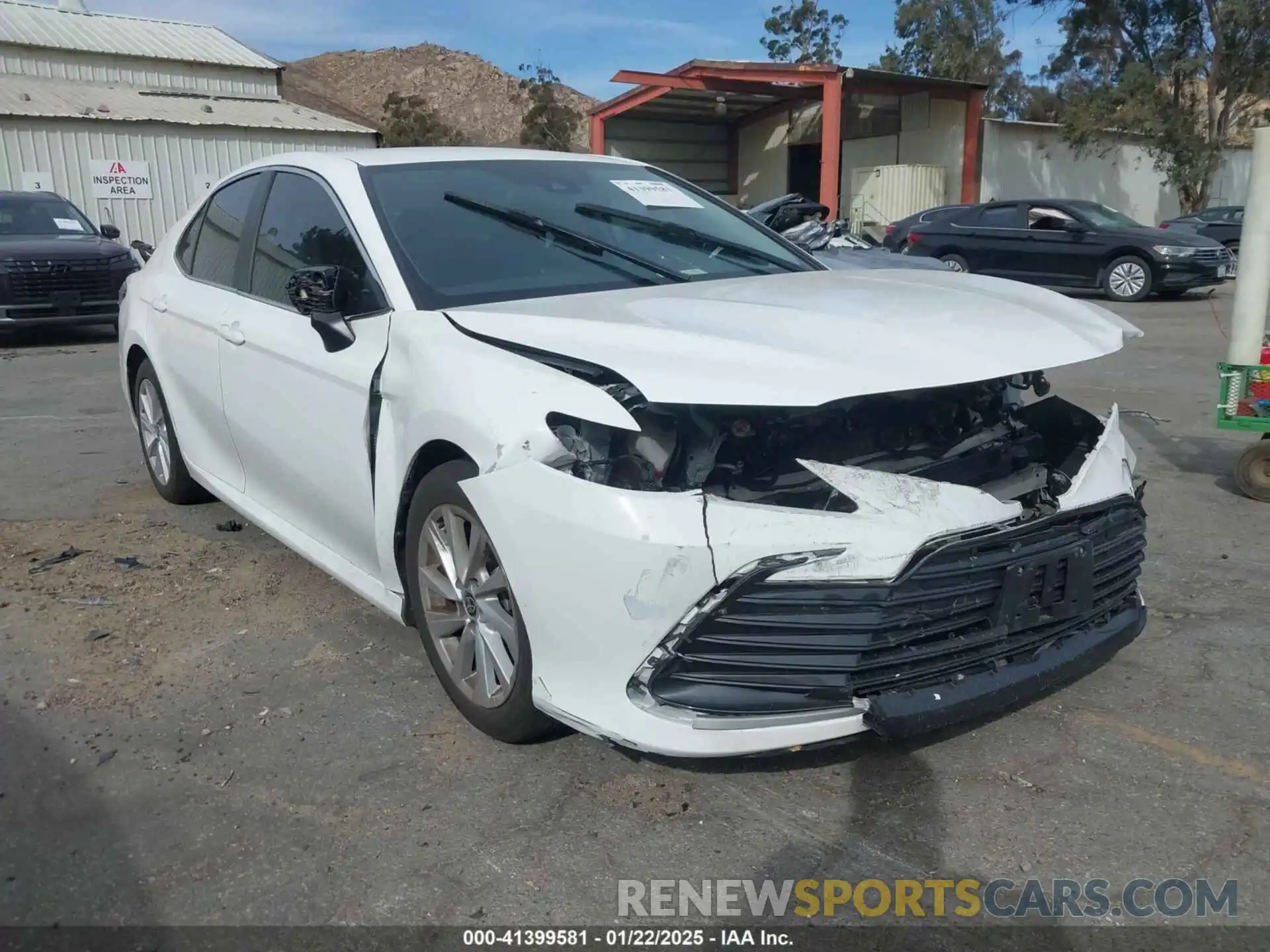 1 Photograph of a damaged car 4T1C11AK5NU693692 TOYOTA CAMRY 2022