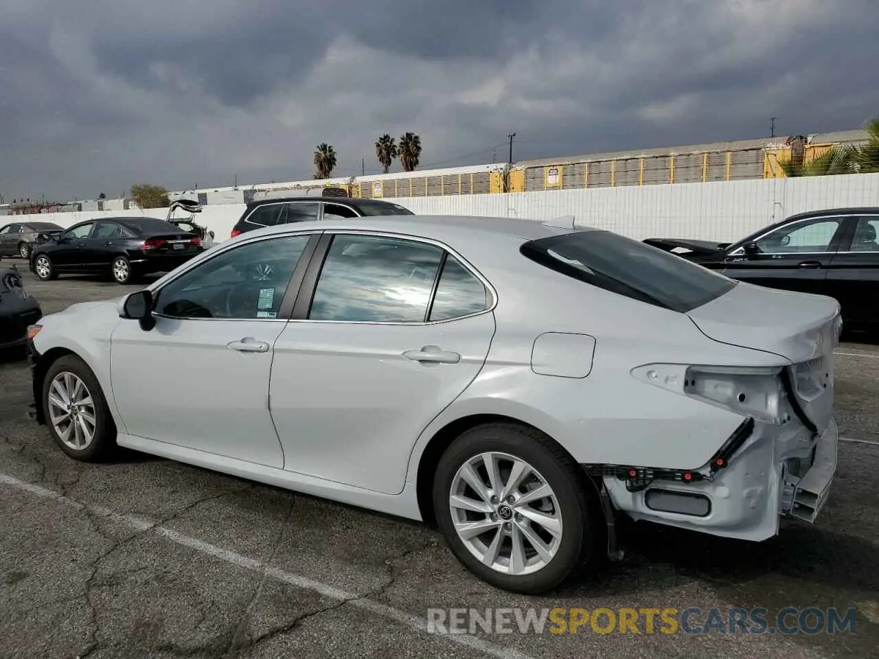 2 Photograph of a damaged car 4T1C11AK6NU048274 TOYOTA CAMRY 2022