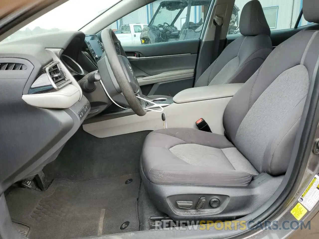 7 Photograph of a damaged car 4T1C11AK6NU634134 TOYOTA CAMRY 2022
