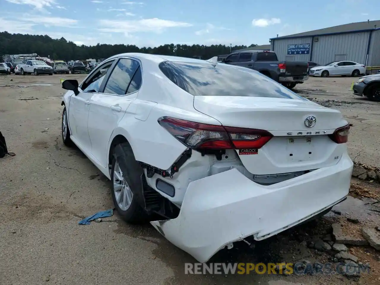 3 Photograph of a damaged car 4T1C11AK6NU635378 TOYOTA CAMRY 2022