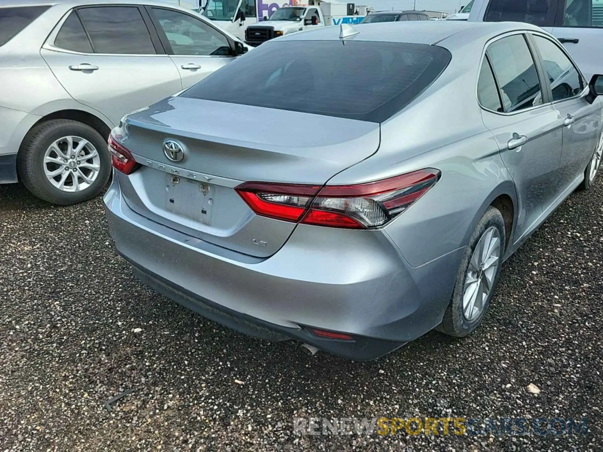 16 Photograph of a damaged car 4T1C11AK6NU635431 TOYOTA CAMRY 2022