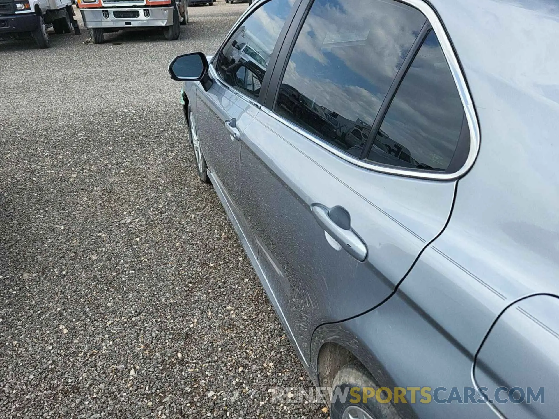 7 Photograph of a damaged car 4T1C11AK6NU635431 TOYOTA CAMRY 2022