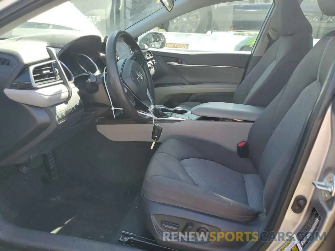 7 Photograph of a damaged car 4T1C11AK6NU647921 TOYOTA CAMRY 2022