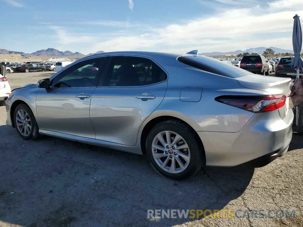 2 Photograph of a damaged car 4T1C11AK6NU650348 TOYOTA CAMRY 2022