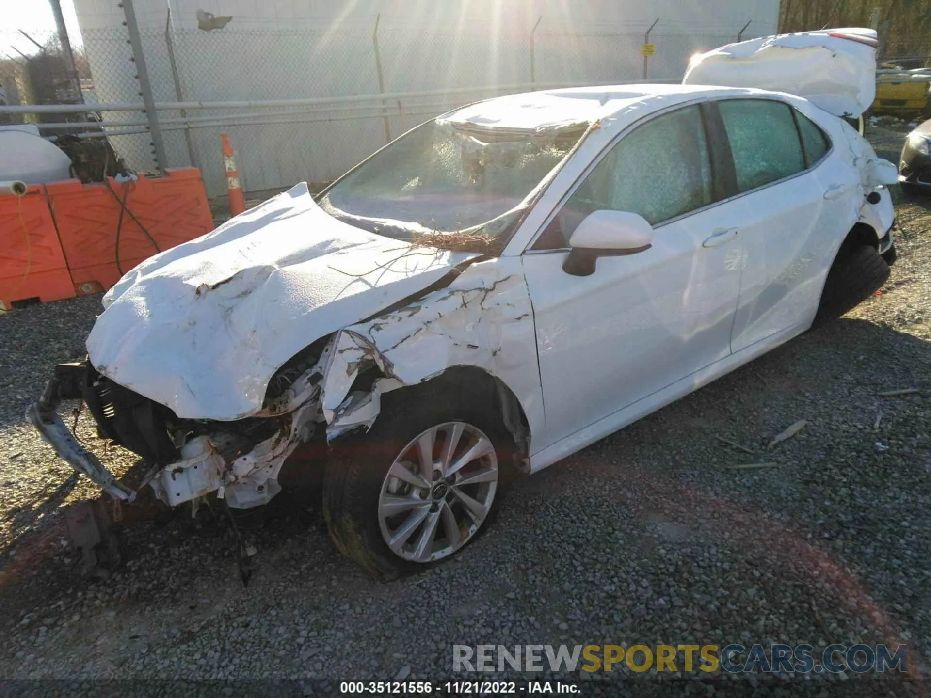 2 Photograph of a damaged car 4T1C11AK6NU669403 TOYOTA CAMRY 2022