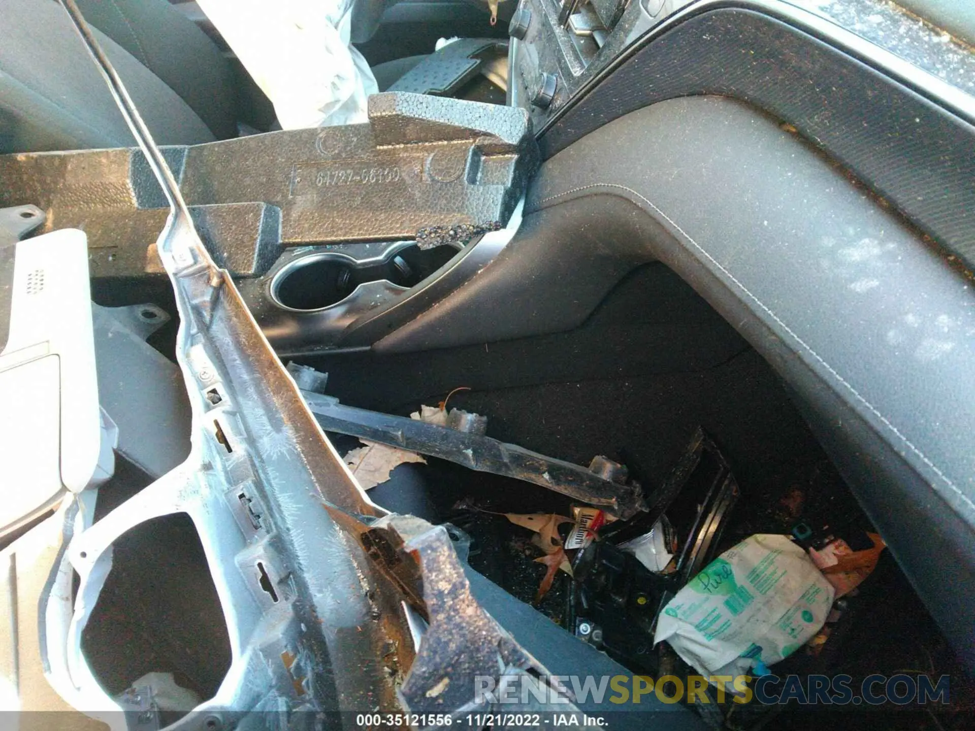 5 Photograph of a damaged car 4T1C11AK6NU669403 TOYOTA CAMRY 2022